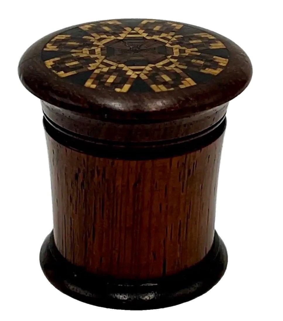 Rare Antique Tunbridge Ware Pocket Nutmeg Grater C.1840-70 in nice condition Rare Antique Tunbridge Ware Pocket Nutmeg Grater C.1840-70 in nice condition