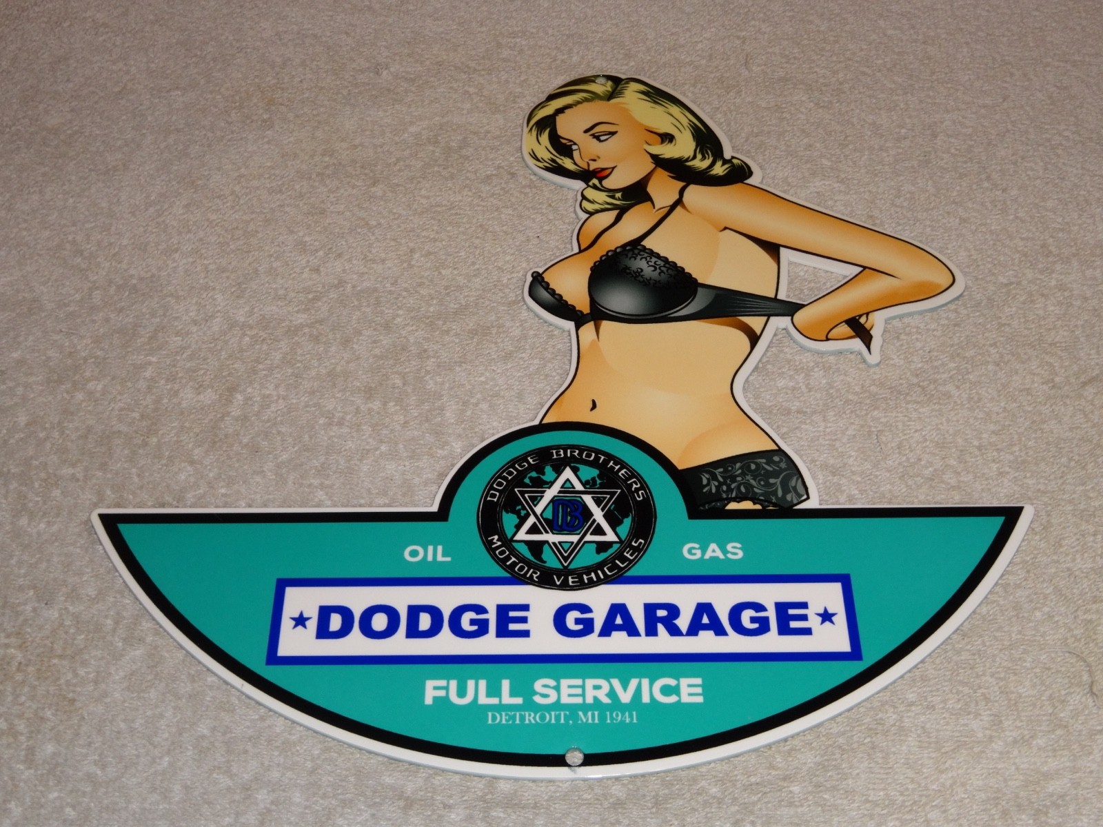 VINTAGE DODGE BROTHERS MOTOR VEHICLE SERVICE GARAGE 👩 WOMAN METAL GASOLINE SIGN VINTAGE DODGE BROTHERS MOTOR VEHICLE SERVICE GARAGE 👩 WOMAN METAL GASOLINE SIGN