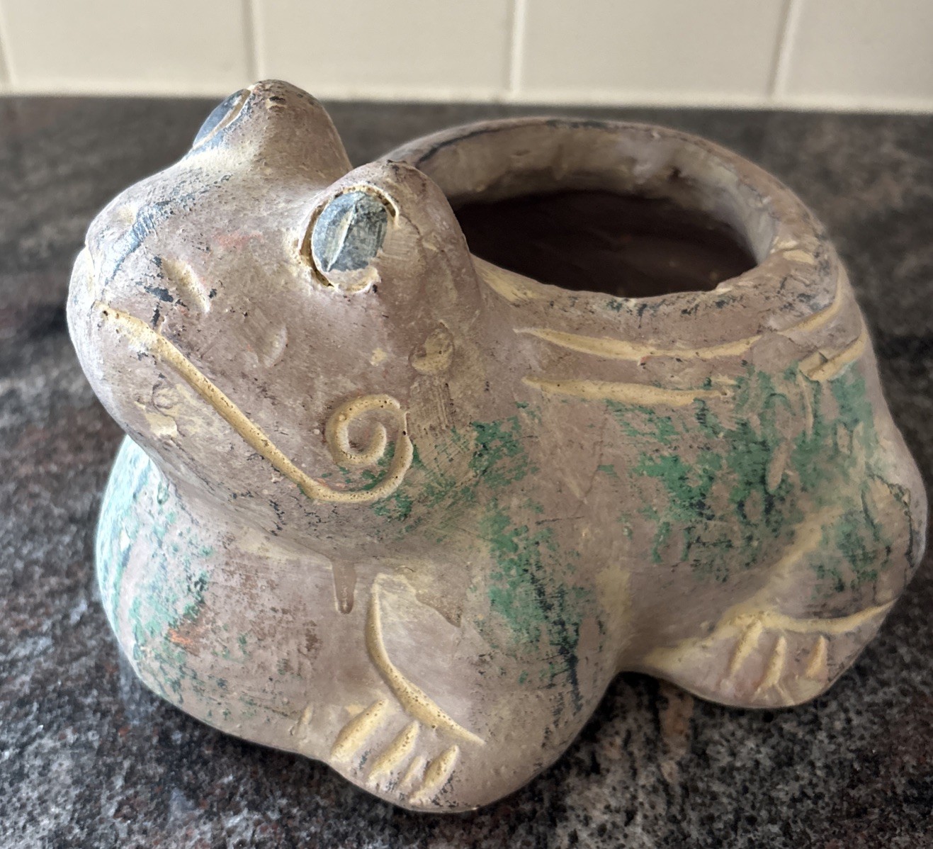 Frog Toad Planter Ceramic Pottery Folk Art Outdoor Garden Clay Drainage Hole EXC Frog Toad Planter Ceramic Pottery Folk Art Outdoor Garden Clay Drainage Hole EXC