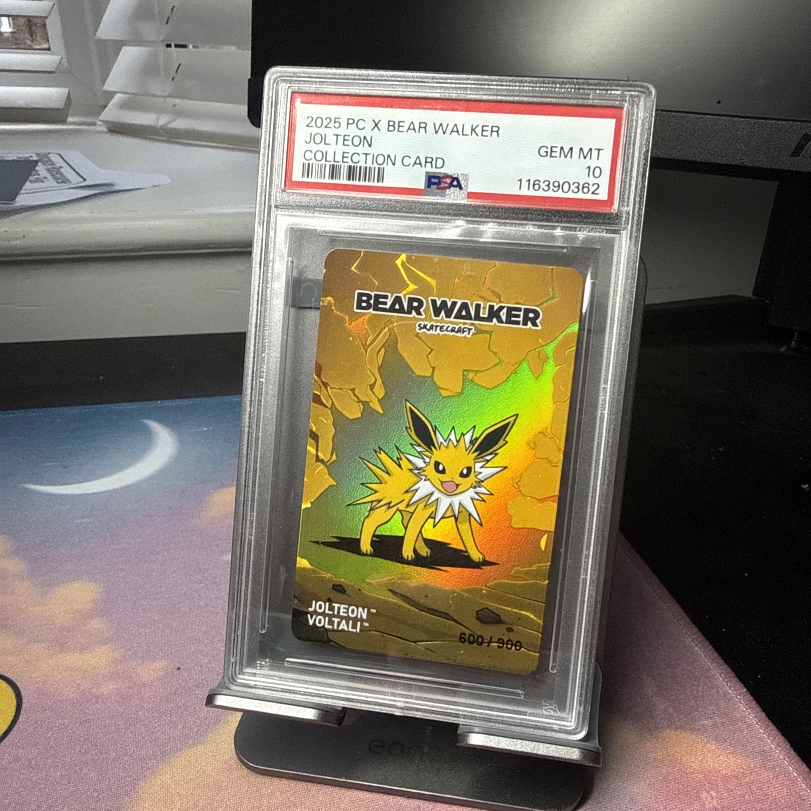 2025 Bear Walker x Pokemon Center Skateboard Card Jolteon /900 - PSA 10 ⚡️ 2025 Bear Walker x Pokemon Center Skateboard Card Jolteon /900 - PSA 10 ⚡️