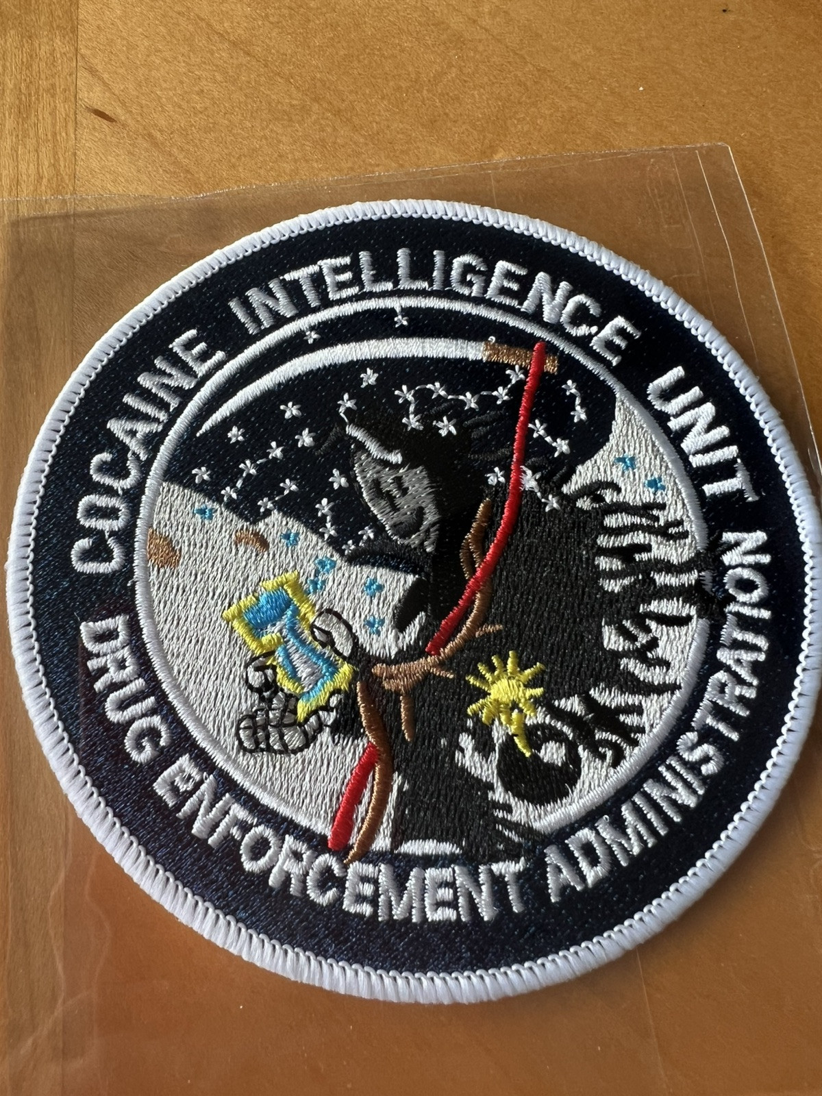 DEA DRUG ENFORCEMENT ADMINISTRATION COCAINE INTELLIGENCE UNIT POLICE PATCH DEA DRUG ENFORCEMENT ADMINISTRATION COCAINE INTELLIGENCE UNIT POLICE PATCH