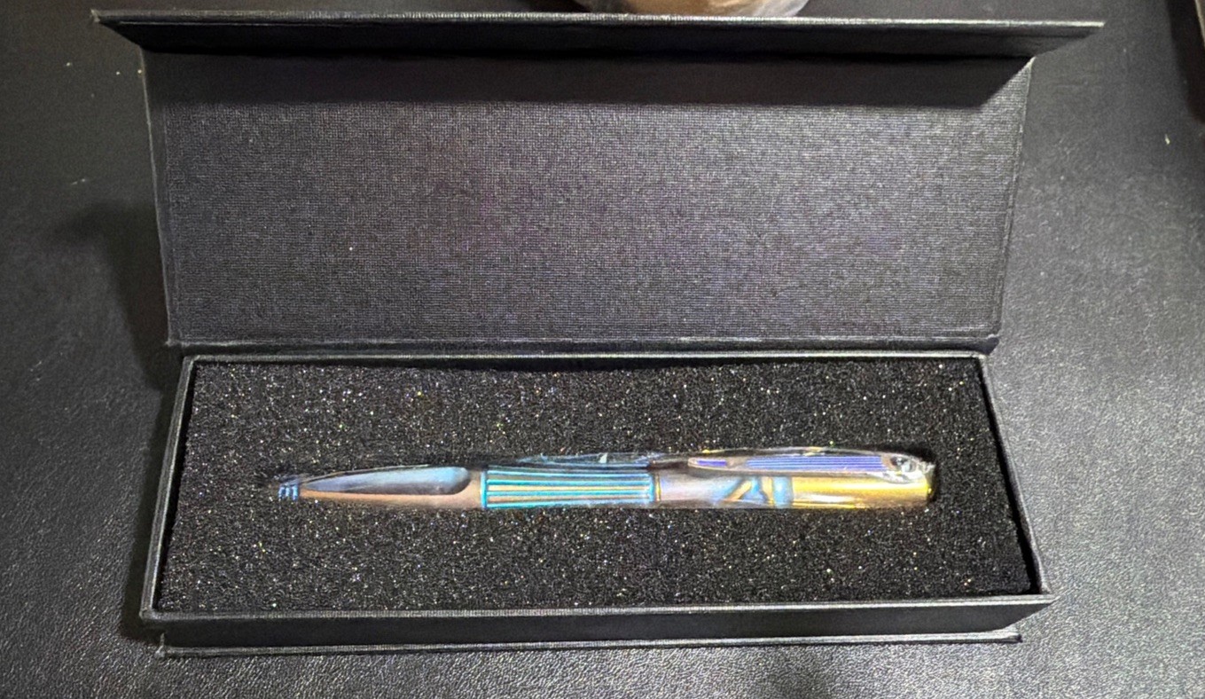 Brand New Rike Knife Titanium Tactical Pen Ink gold blue RK TR02-GB new in box Brand New Rike Knife Titanium Tactical Pen Ink gold blue RK TR02-GB new in box