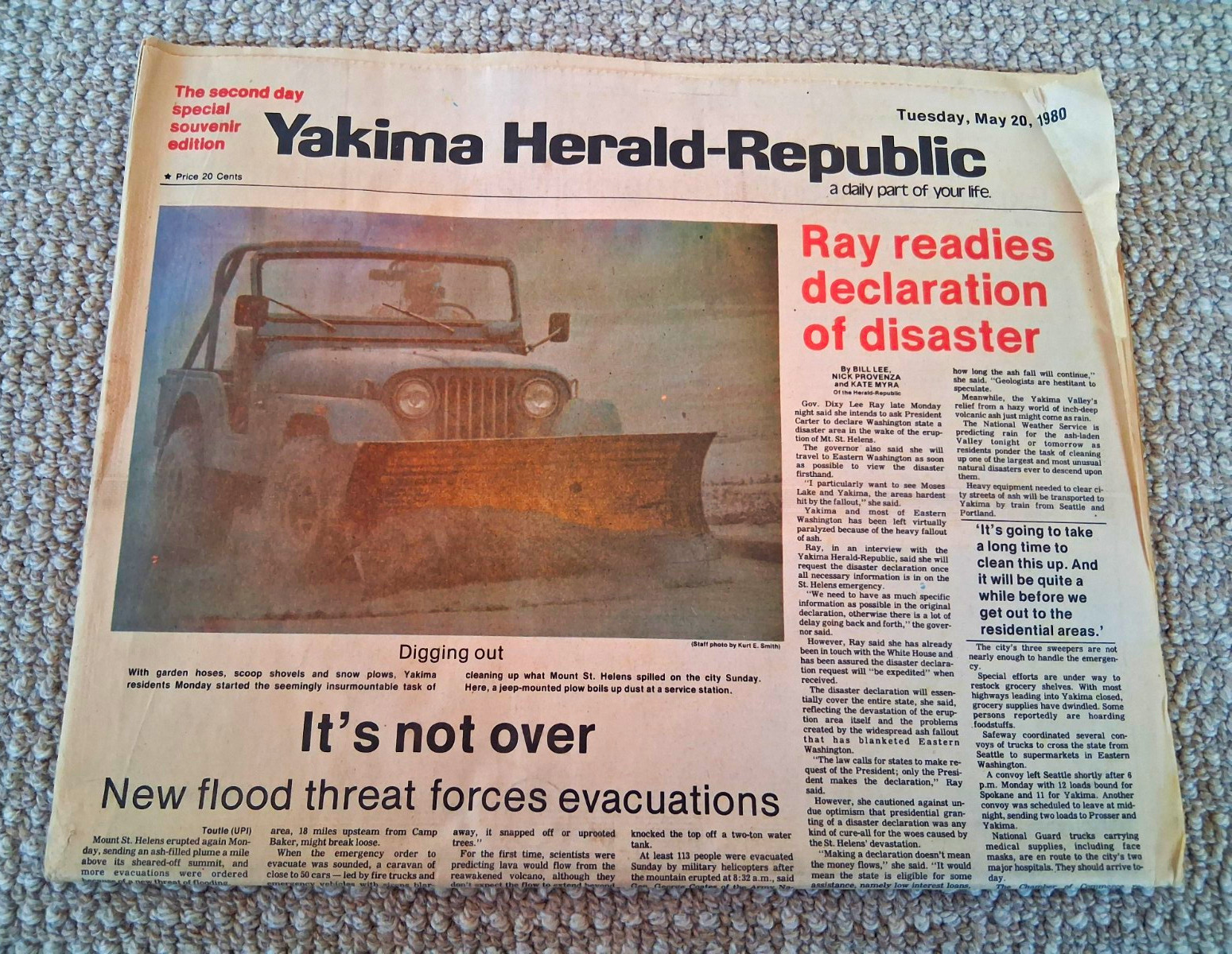 Yakima Herald-Republic Newspaper May 20, 1980 Mt St Helens Eruption Yakima Herald-Republic Newspaper May 20, 1980 Mt St Helens Eruption