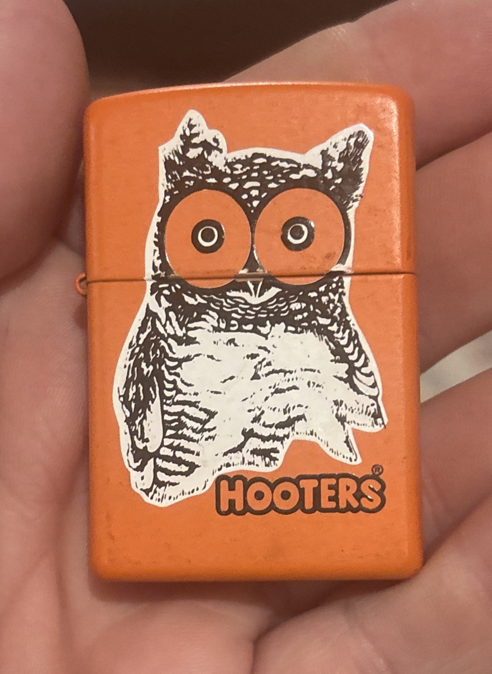 Vintage 2005 Hooters Owl Orange Matte Zippo Lighter Excellent No Box