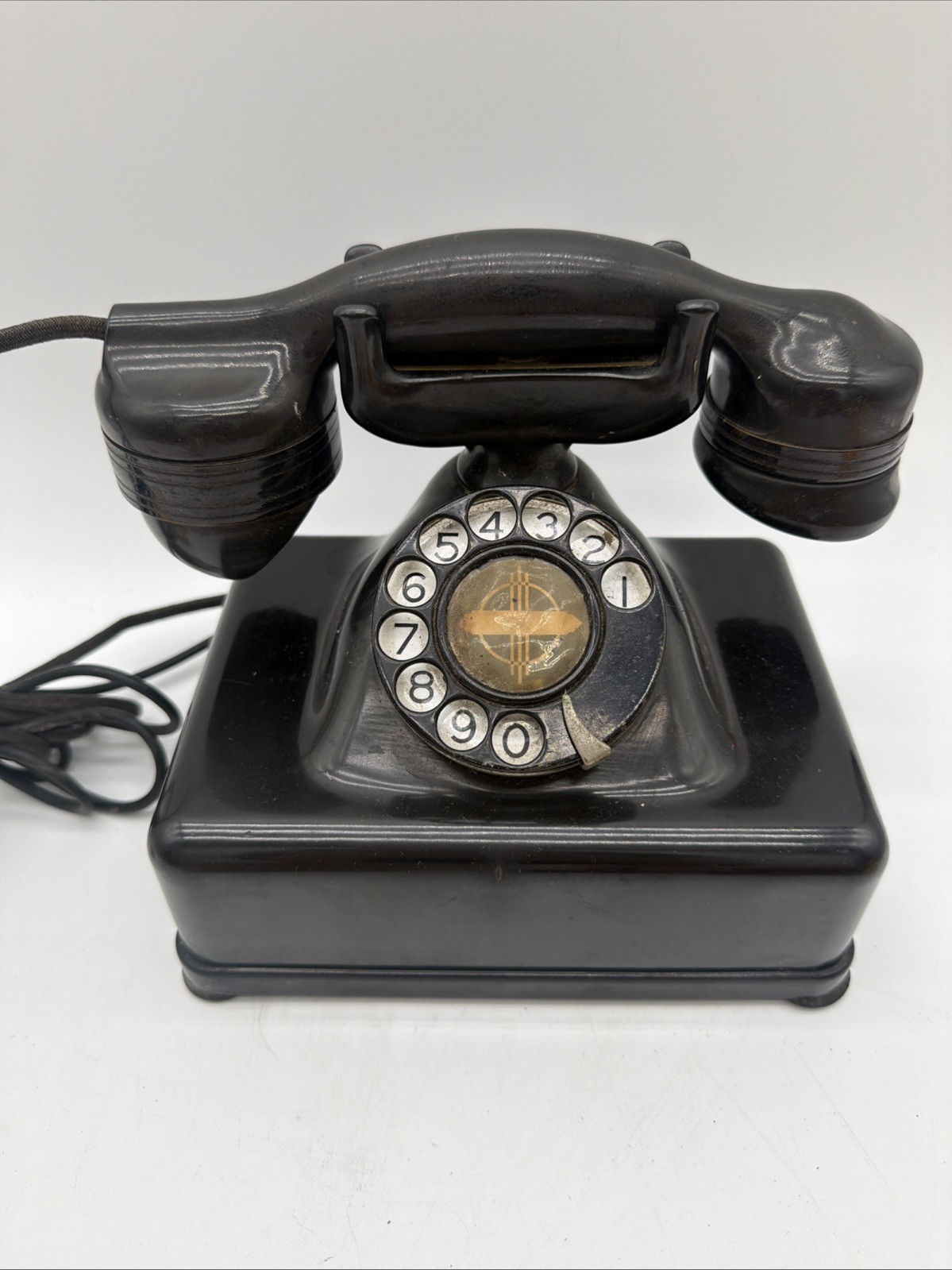 Rare Automatic Electric Telephone Monophone w/ Self Contained Base Rare Automatic Electric Telephone Monophone w/ Self Contained Base