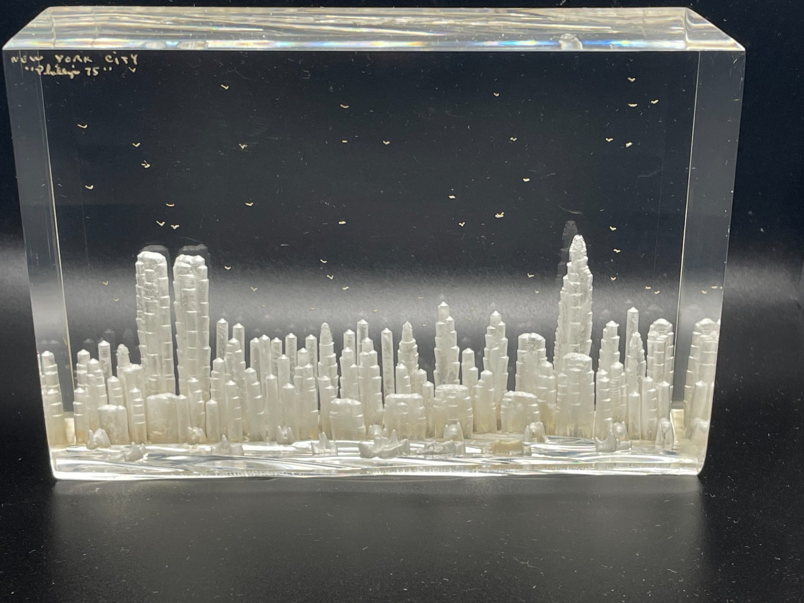 Vintage Phillips 1975 Lucite Manhattan Skyline Block Sculpture Rare Vintage Phillips 1975 Lucite Manhattan Skyline Block Sculpture Rare