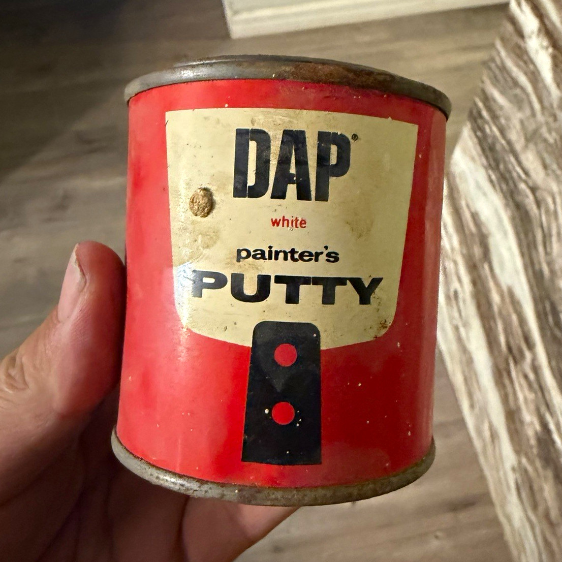 DAP Vintage White Painter's Putty Half Pint Metal Advertising Can DAP Vintage White Painter's Putty Half Pint Metal Advertising Can