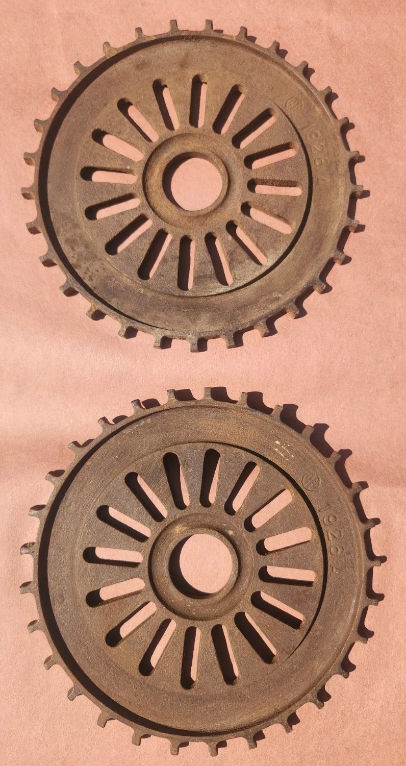Pair Vintage International Harvester McCormick 1926A Cast Iron Seed Plates Pair Vintage International Harvester McCormick 1926A Cast Iron Seed Plates