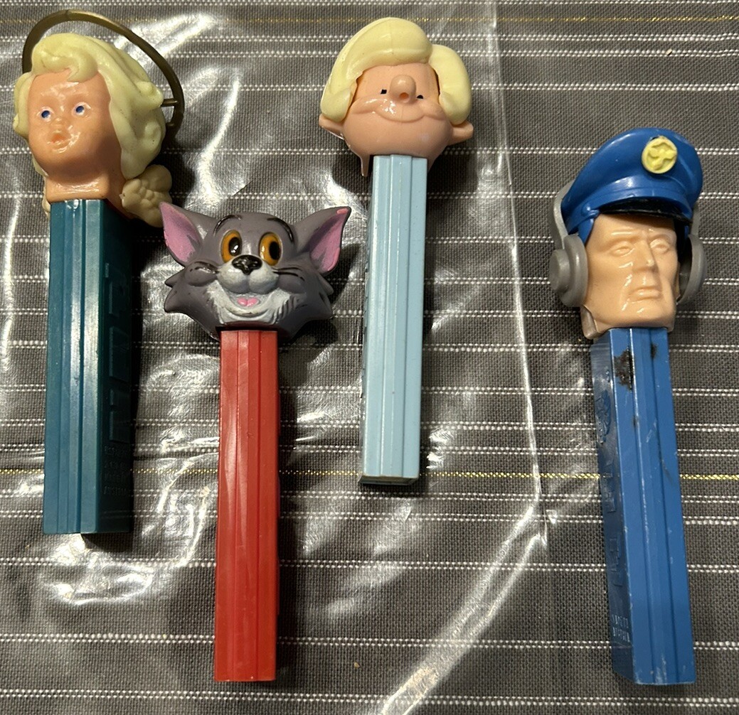Vintage No Feet Pez Pilot, Angel w/ Wings Halo, Tom, Nurse No Hat Rare Lot of 4 Vintage No Feet Pez Pilot, Angel w/ Wings Halo, Tom, Nurse No Hat Rare Lot of 4