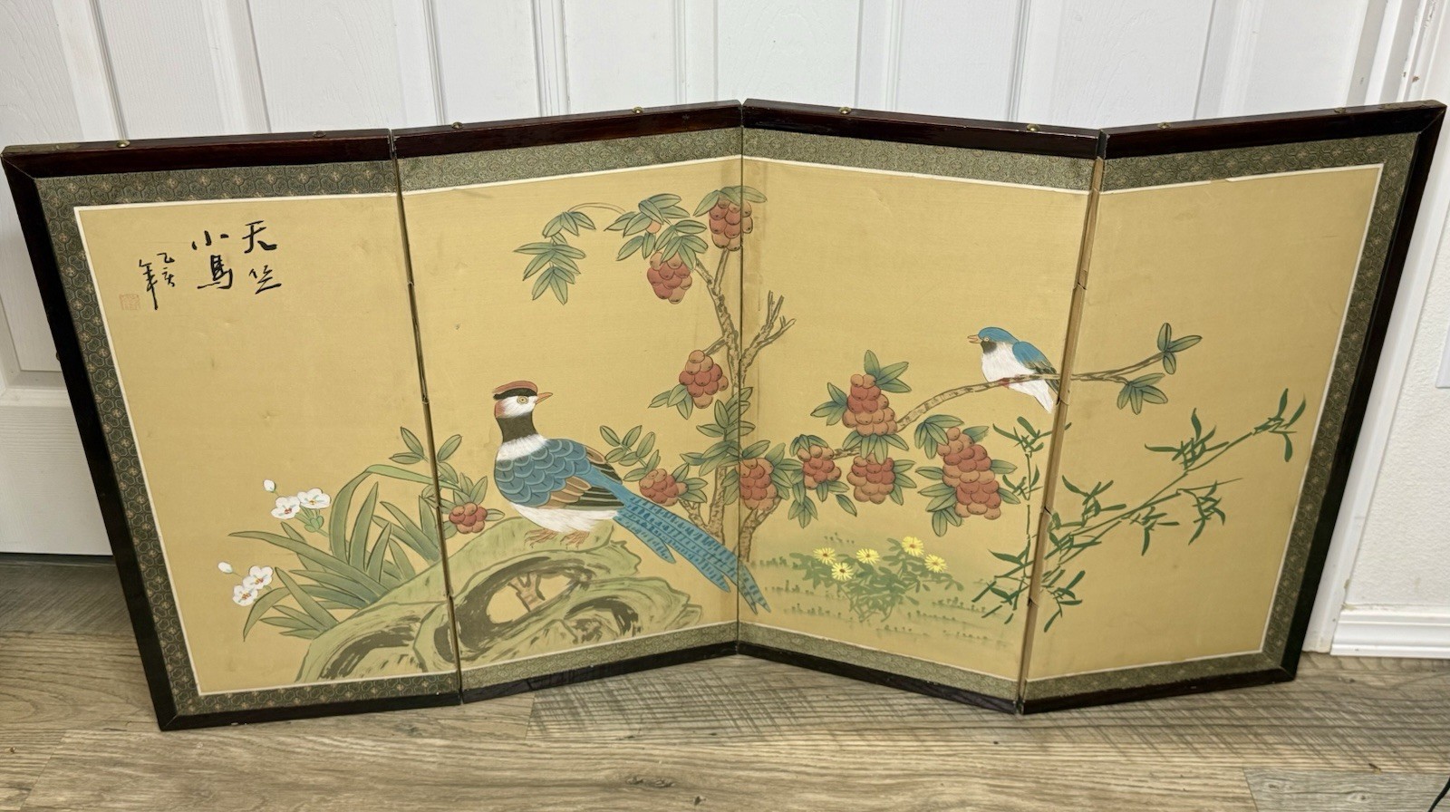 Vintage Chinese 4 Panel Folding Tabletop Screen HandPainted Silk Birds 25x48 Art Vintage Chinese 4 Panel Folding Tabletop Screen HandPainted Silk Birds 25x48 Art