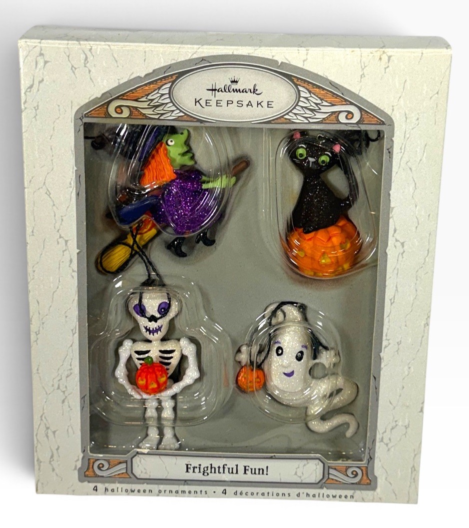 Hallmark Frightful Fun Halloween Keepsake Ornament Set of 4 Glitter 2007 QFO6367