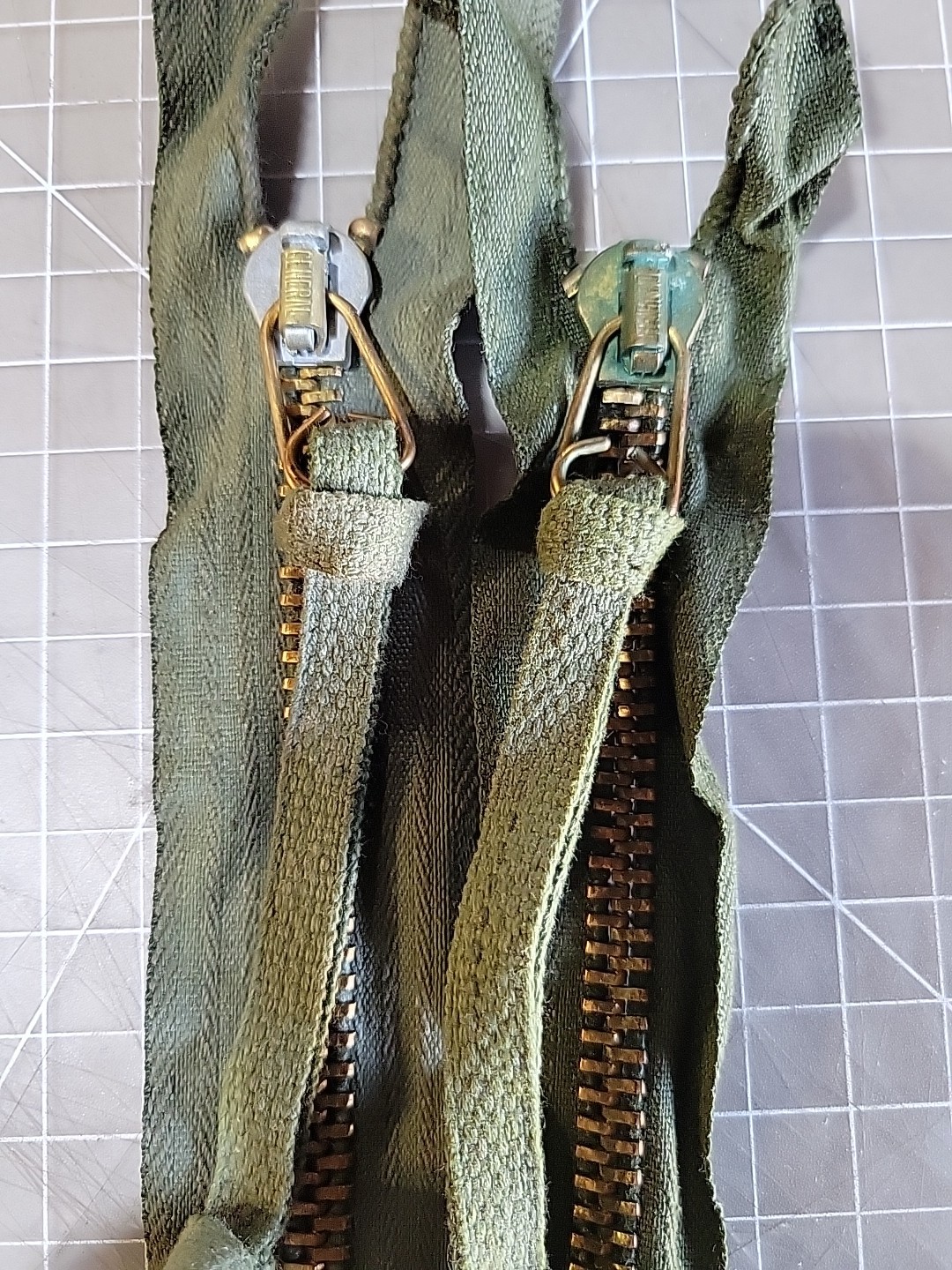 NOS 1970's Vtg Military General Brass Zipper, 20" OD Green, Separating, M65 M51 NOS 1970's Vtg Military General Brass Zipper, 20" OD Green, Separating, M65 M51