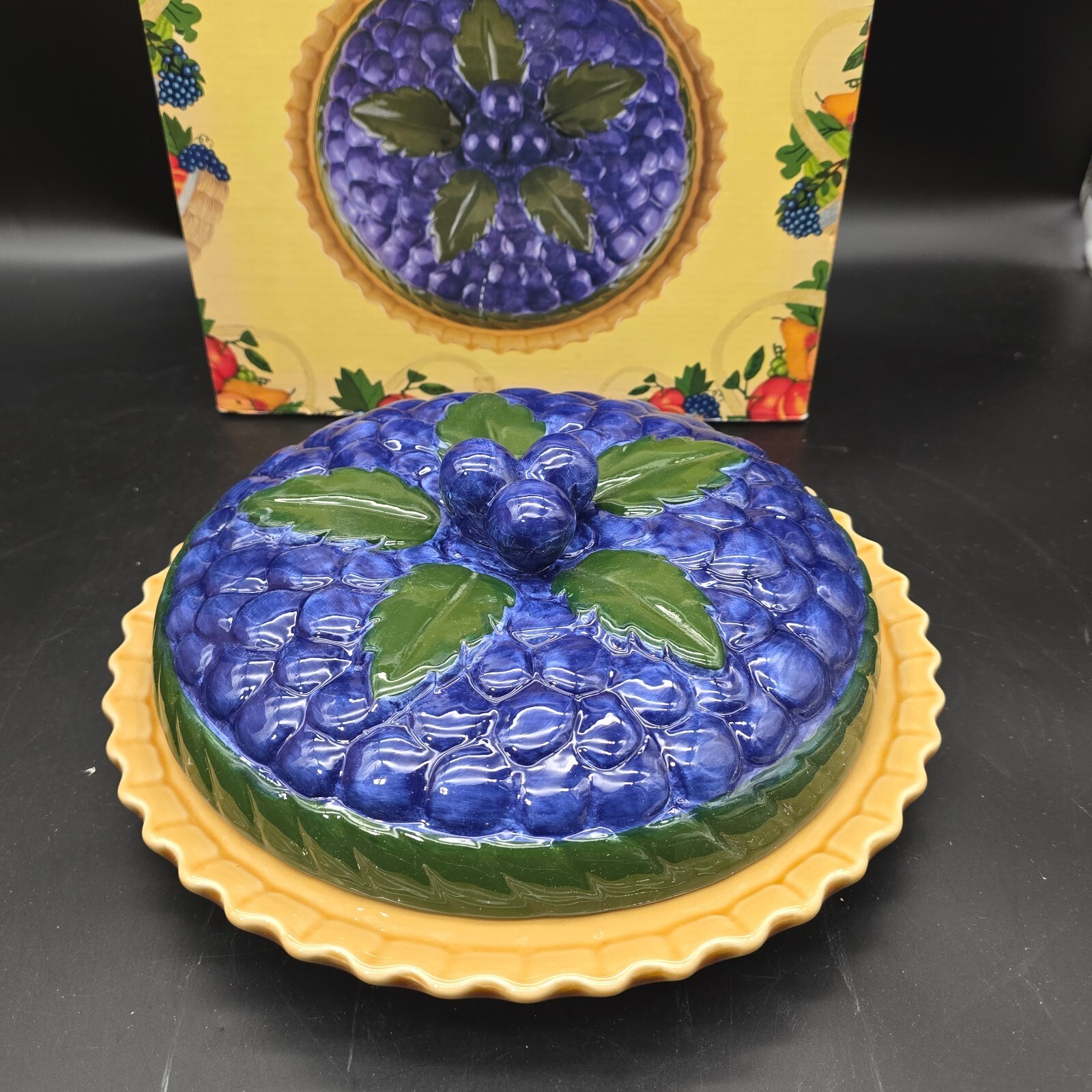 VINTAGE Harvest Time Ceramic Blueberry Pie Plate Lid Set NIB New Cottagecore 11" VINTAGE Harvest Time Ceramic Blueberry Pie Plate Lid Set NIB New Cottagecore 11"