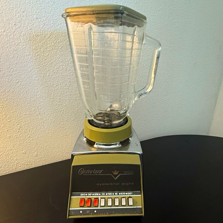 Vintage 1972 Osterizer Imperial Cyclo-Trol Eight 8-Speed Glass Jar Lid Vintage 1972 Osterizer Imperial Cyclo-Trol Eight 8-Speed Glass Jar Lid