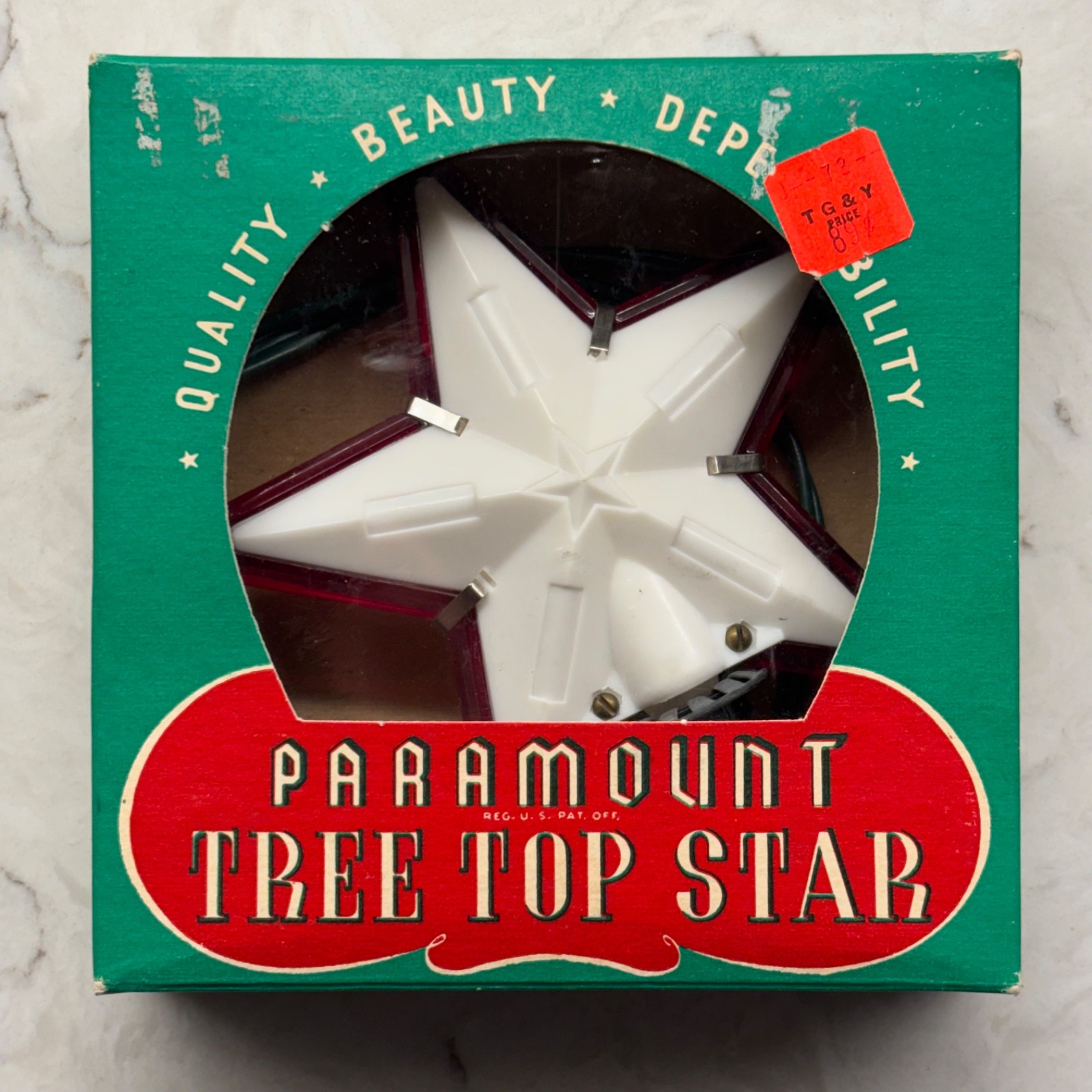 Vintage Paramount Tree Top Star No. 735 with original box Vintage Paramount Tree Top Star No. 735 with original box