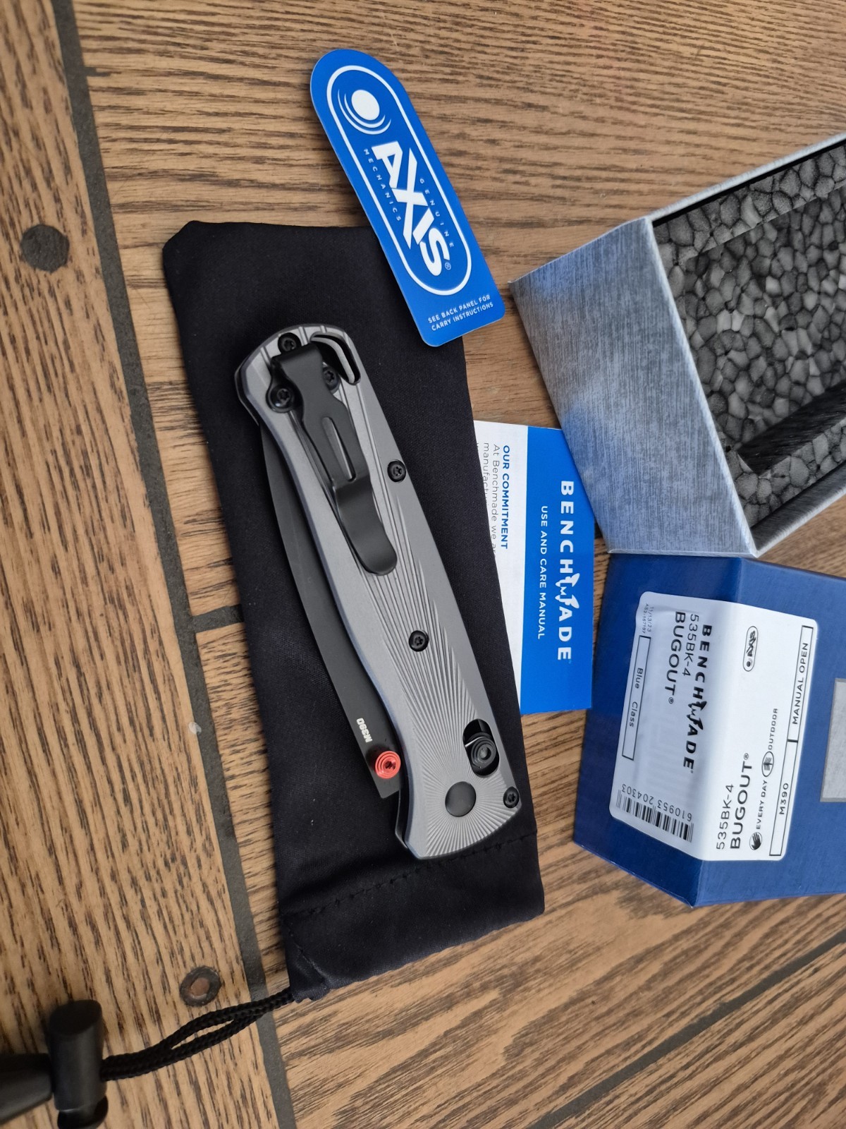 Benchmade Bugout M390 Blade Steel 535BK-4 Gray Aluminum Handle Knife Benchmade Bugout M390 Blade Steel 535BK-4 Gray Aluminum Handle Knife