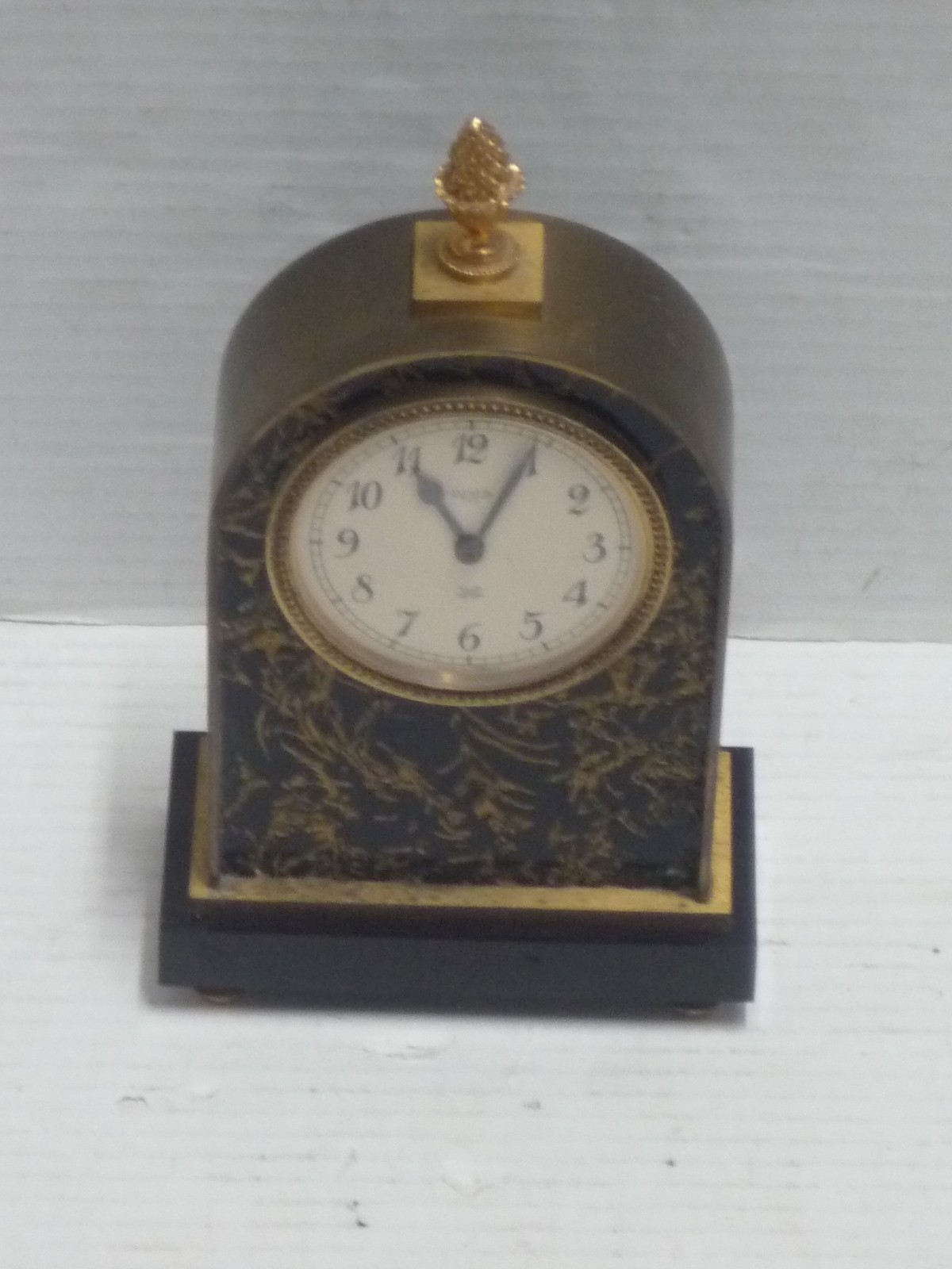 VINTAGE JAEGER FRANCE LE COULTRE ATO ELECTRO MECHANICAL MANTLE CLOCK WORKS WELL VINTAGE JAEGER FRANCE LE COULTRE ATO ELECTRO MECHANICAL MANTLE CLOCK WORKS WELL