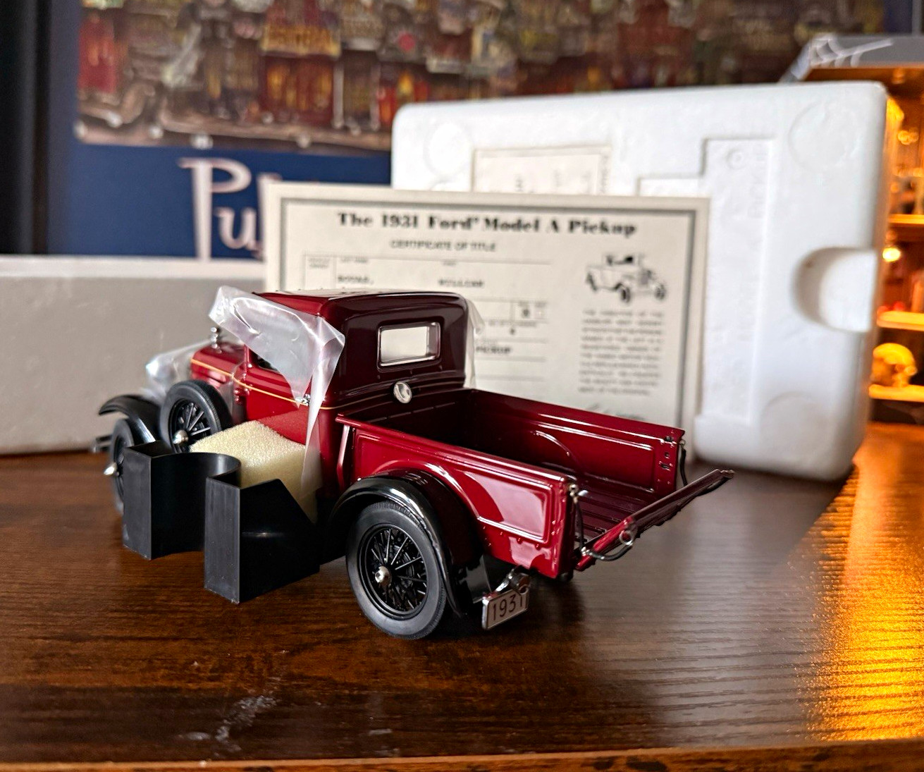 Danbury Mint 1931 Ford Model A Pickup – Ruby Red & Black Danbury Mint 1931 Ford Model A Pickup – Ruby Red & Black