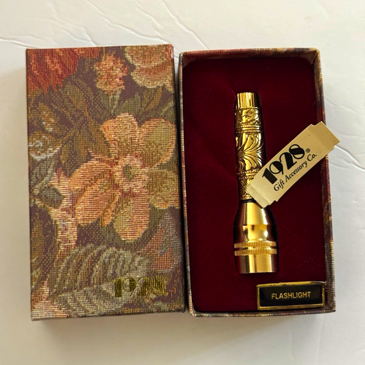 Vintage 1928 Gift Accessory Co. Ornate Gold Tone Mini Flashlight In Box New Vintage 1928 Gift Accessory Co. Ornate Gold Tone Mini Flashlight In Box New