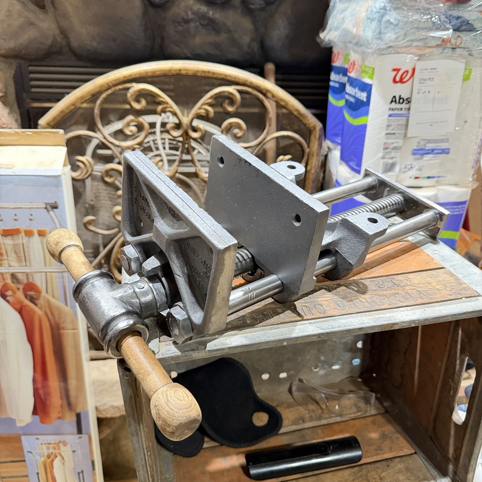 Vintage Columbian 1R Quick Release Woodworking Vise 7" Jaws Cleveland OH.USA Vintage Columbian 1R Quick Release Woodworking Vise 7" Jaws Cleveland OH.USA