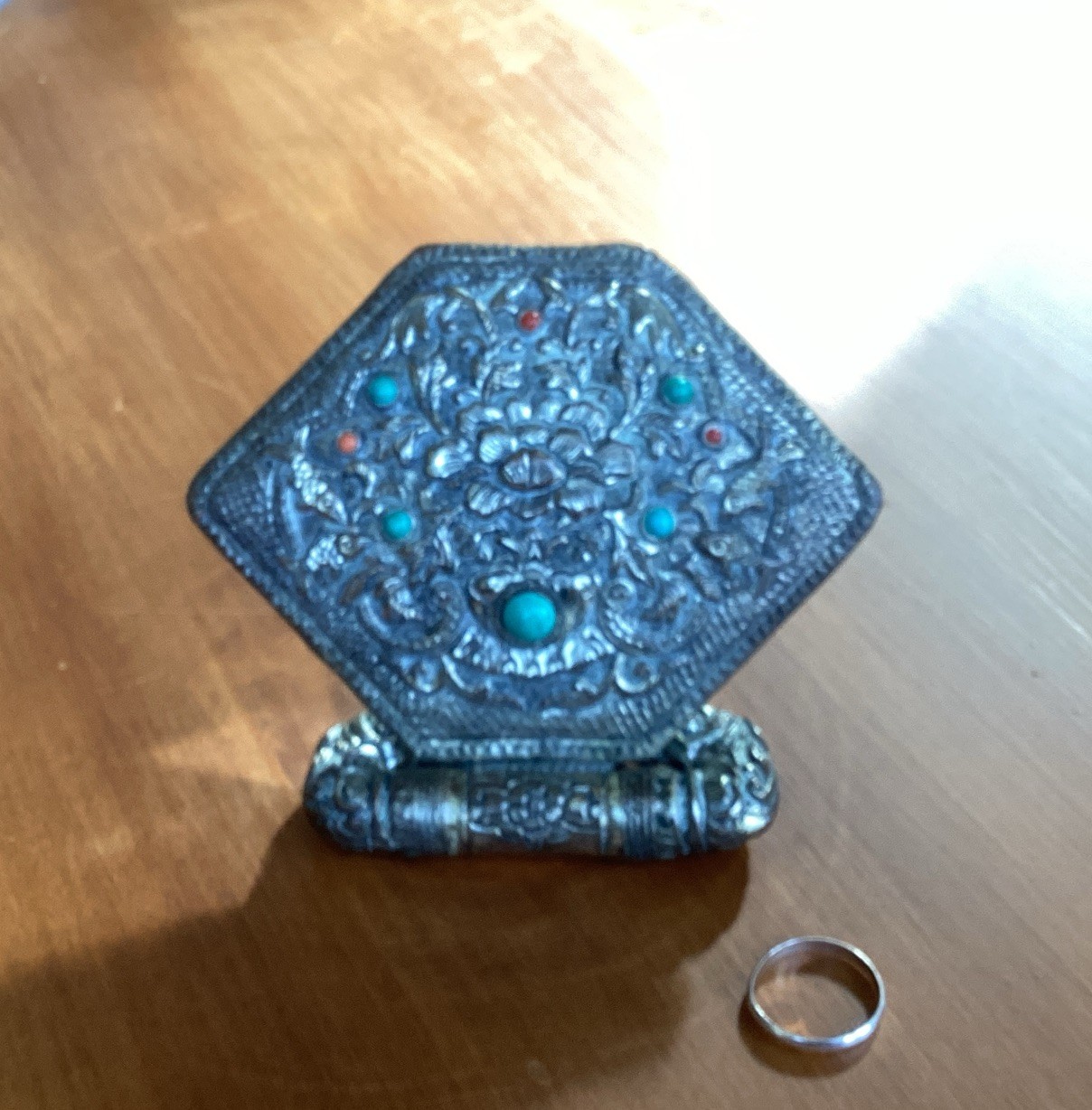 Authentic Vintage 1970’s Tibetan folding shrine mirror (Melong) from Nepal Authentic Vintage 1970’s Tibetan folding shrine mirror (Melong) from Nepal