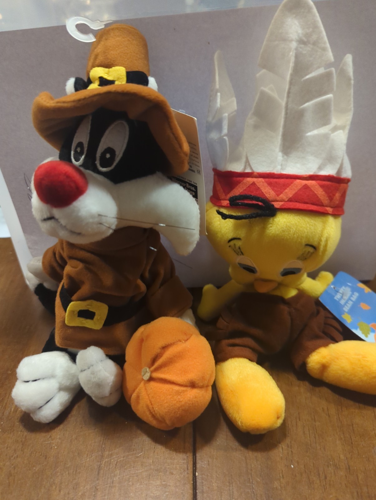 Vintage 1999 Tweety Sylvester Pilgrim Indian Bean Bag Plush Warner Bros Studios Vintage 1999 Tweety Sylvester Pilgrim Indian Bean Bag Plush Warner Bros Studios