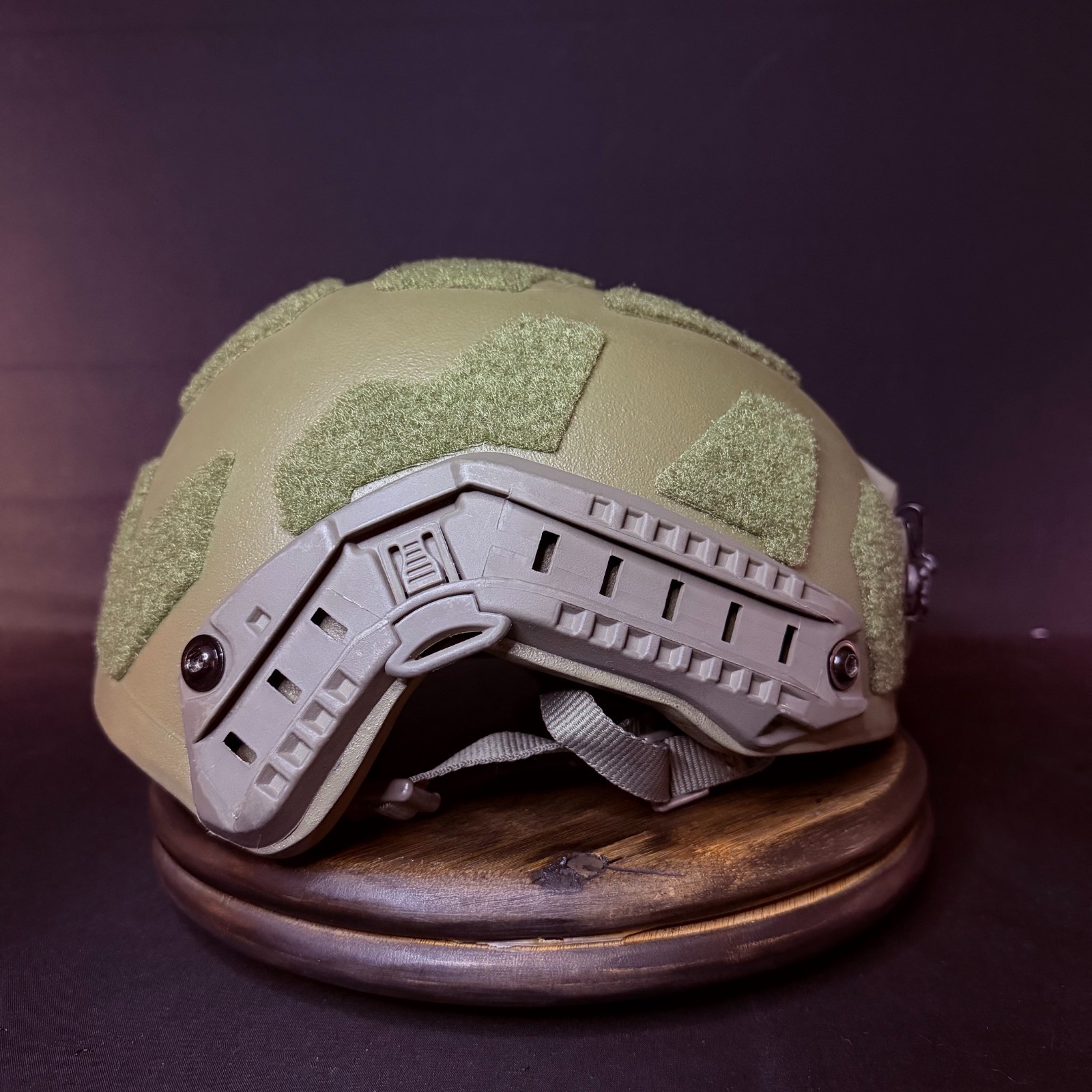 RBR 3A IIIA Fast SF High Cut Ballistic Helmet Size M/S Sentry Rails OD Green RBR 3A IIIA Fast SF High Cut Ballistic Helmet Size M/S Sentry Rails OD Green