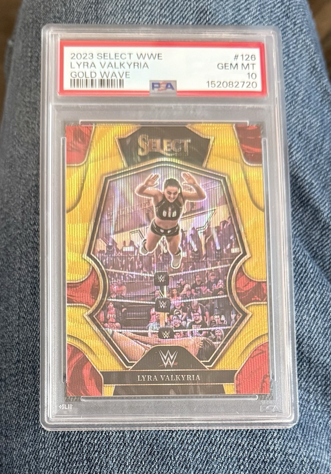 LYRA VALKYRIA 2023-24 PANINI SELECT WWE PREMIER LEVEL GOLD WAVE /10 PSA 10
