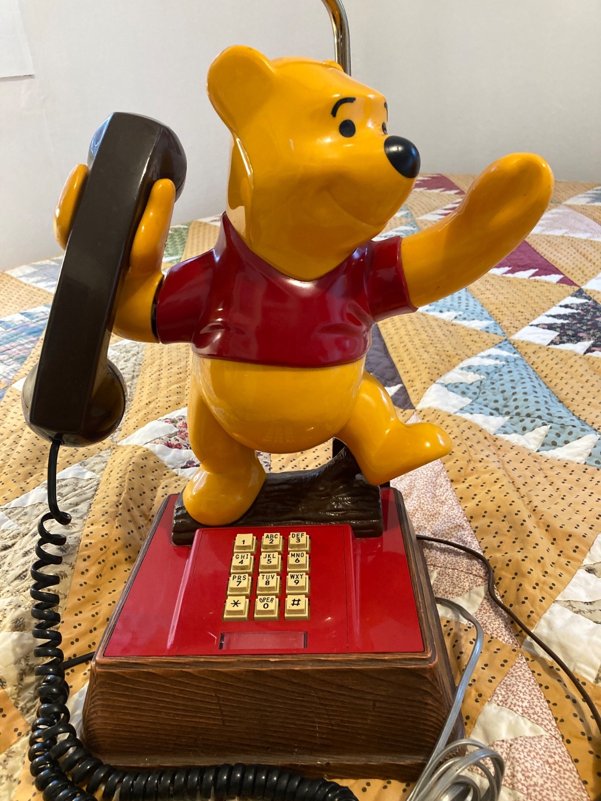 Vintage 1970's Disney Winnie The Pooh Push Button Land Line Phone, with Lamp Vintage 1970's Disney Winnie The Pooh Push Button Land Line Phone, with Lamp