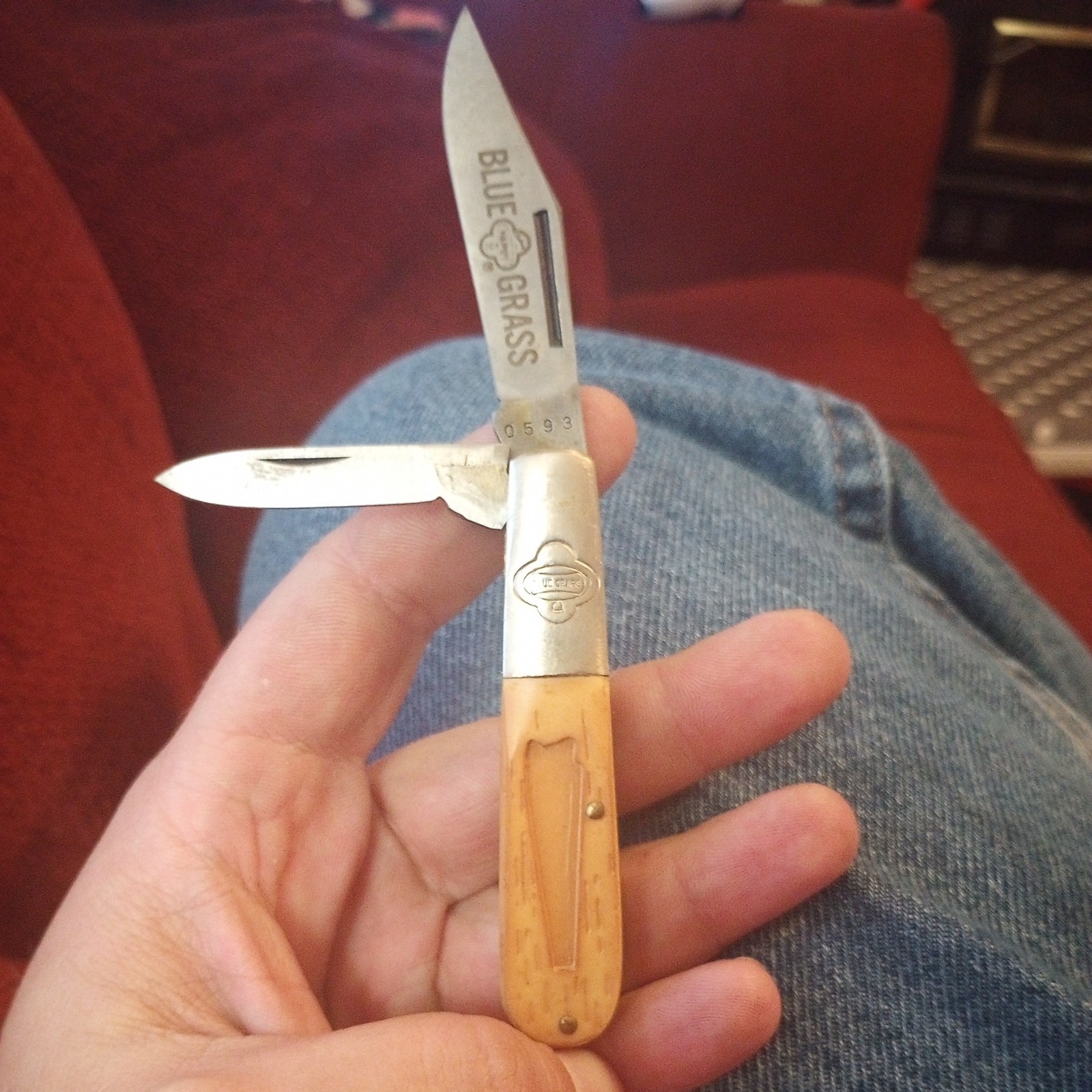 vintage 0593 Belknap Blue Grass Barlow pocket knife. vintage 0593 Belknap Blue Grass Barlow pocket knife.