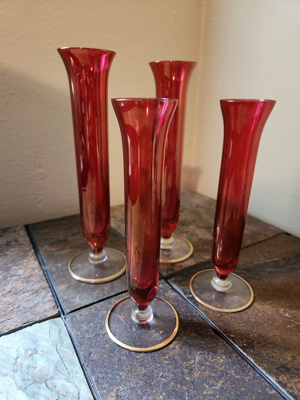 Lot 4 Vtg Cranberry Red Glass Slim Bud Vases with Clear Base Hand Blown Lot 4 Vtg Cranberry Red Glass Slim Bud Vases with Clear Base Hand Blown