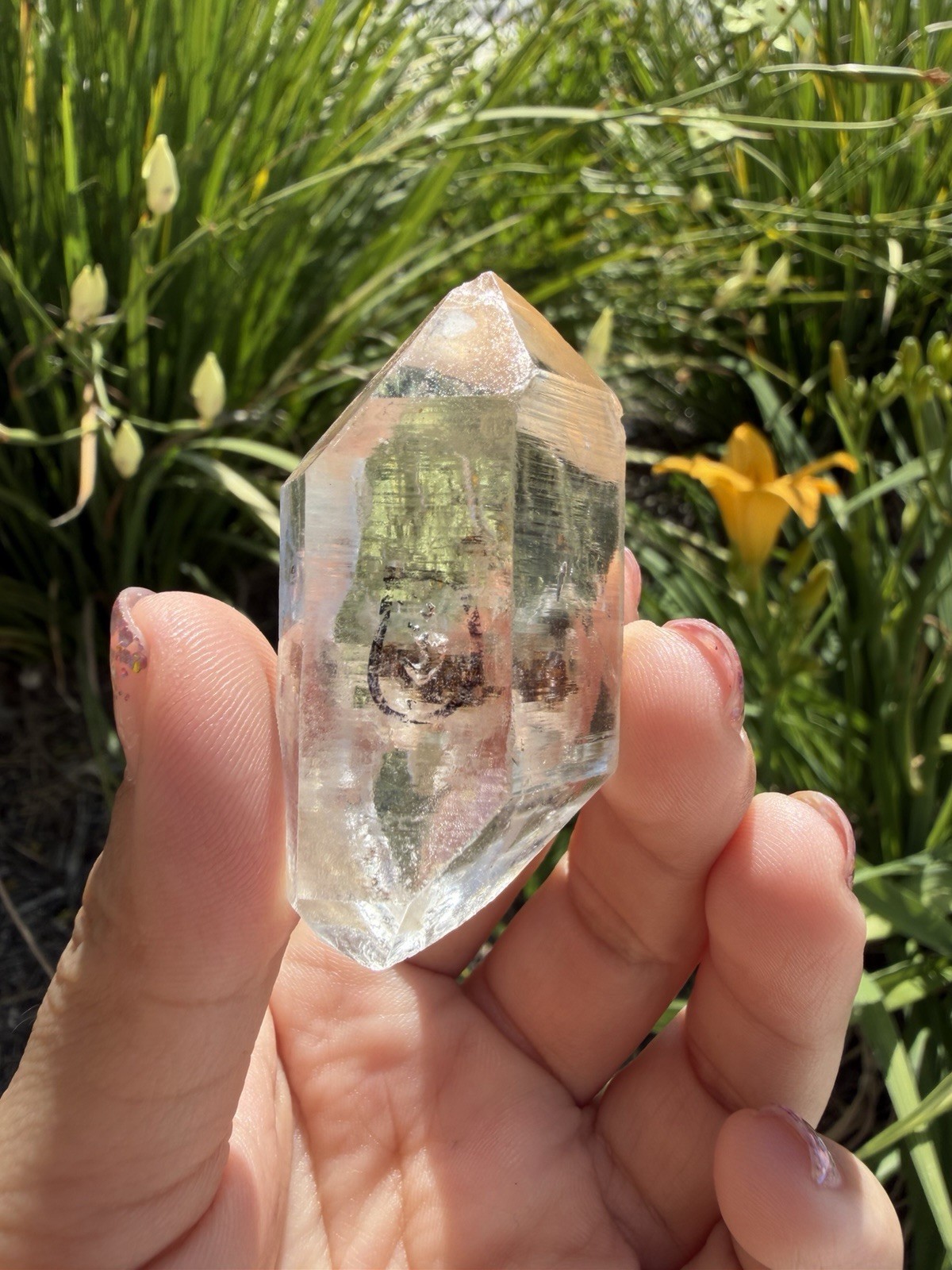 Enhydro Quartz 45.9g Moving Water Bubble Carbon Inclusions A439 Enhydro Quartz 45.9g Moving Water Bubble Carbon Inclusions A439