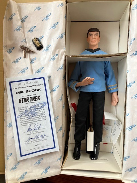 Vintage 1988 Hamilton Collection Star Trek Spock 14” Porcelain Doll #2955/19500 Vintage 1988 Hamilton Collection Star Trek Spock 14” Porcelain Doll #2955/19500