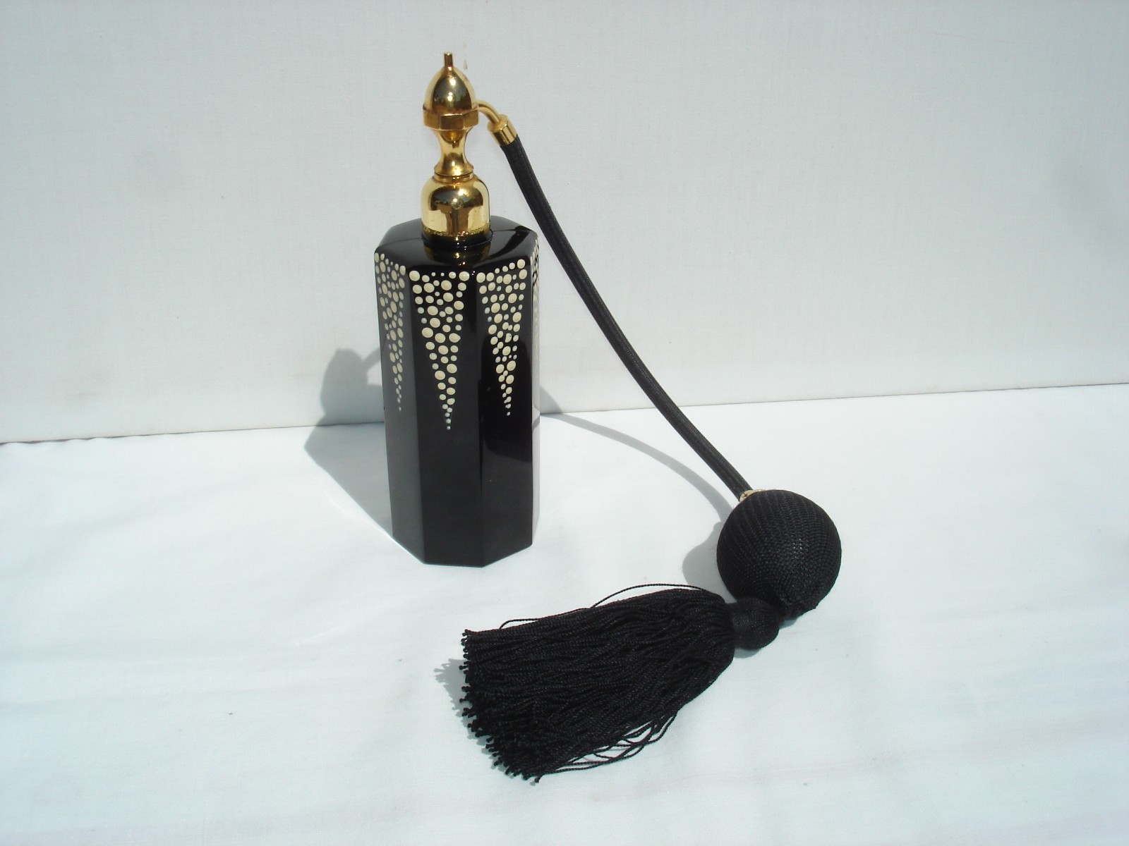 VINTAGE MARCEL FRANCK PARIS BLACK GLASS PERFUME ATOMIZER ART DECO DOT PATTERN VINTAGE MARCEL FRANCK PARIS BLACK GLASS PERFUME ATOMIZER ART DECO DOT PATTERN