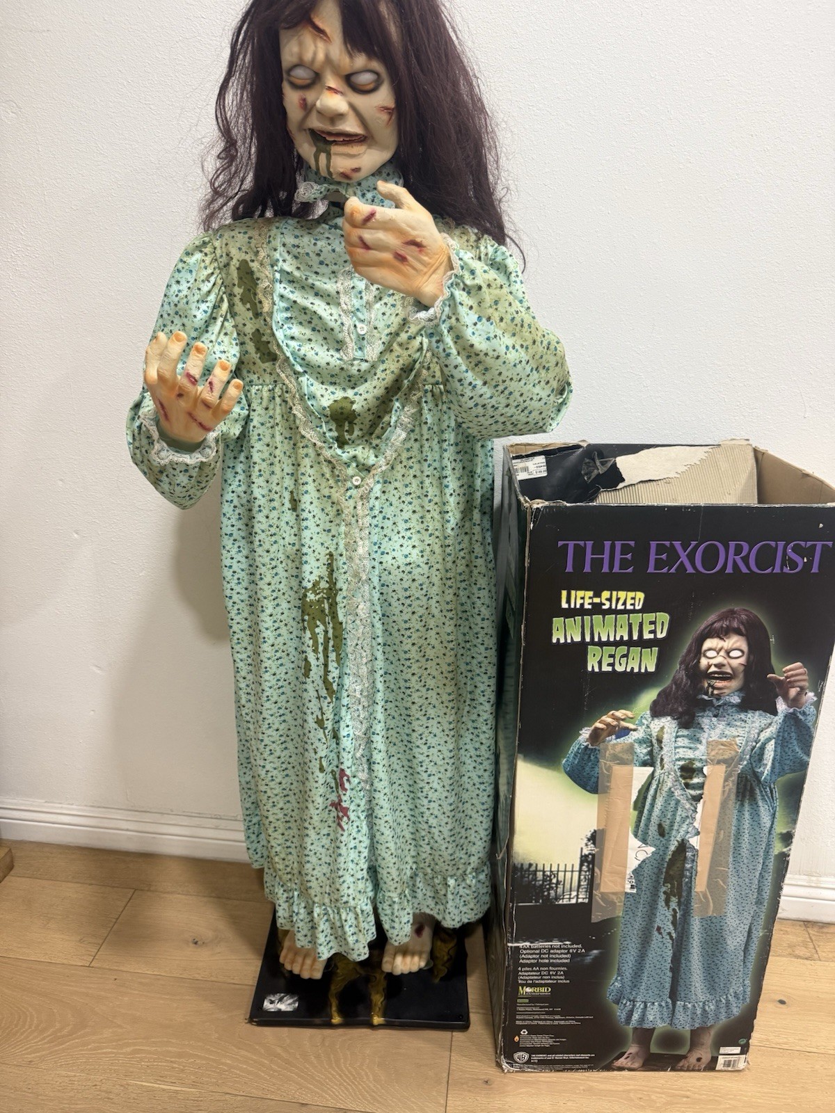 2011 Spirit Halloween Morbid Enterprises 5ft The Exorcist Regan Animatronic Prop 2011 Spirit Halloween Morbid Enterprises 5ft The Exorcist Regan Animatronic Prop