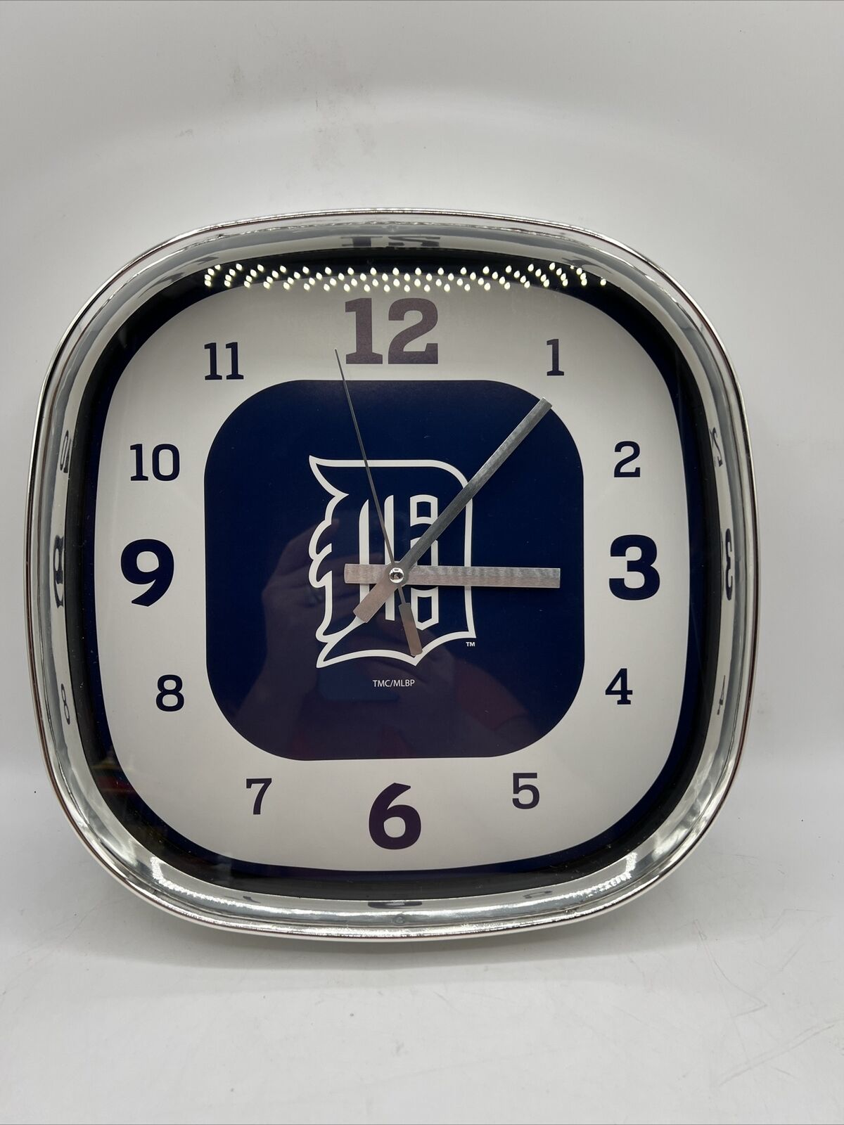 Detroit Logo Quartz Wall Hanging Clock 12” Works