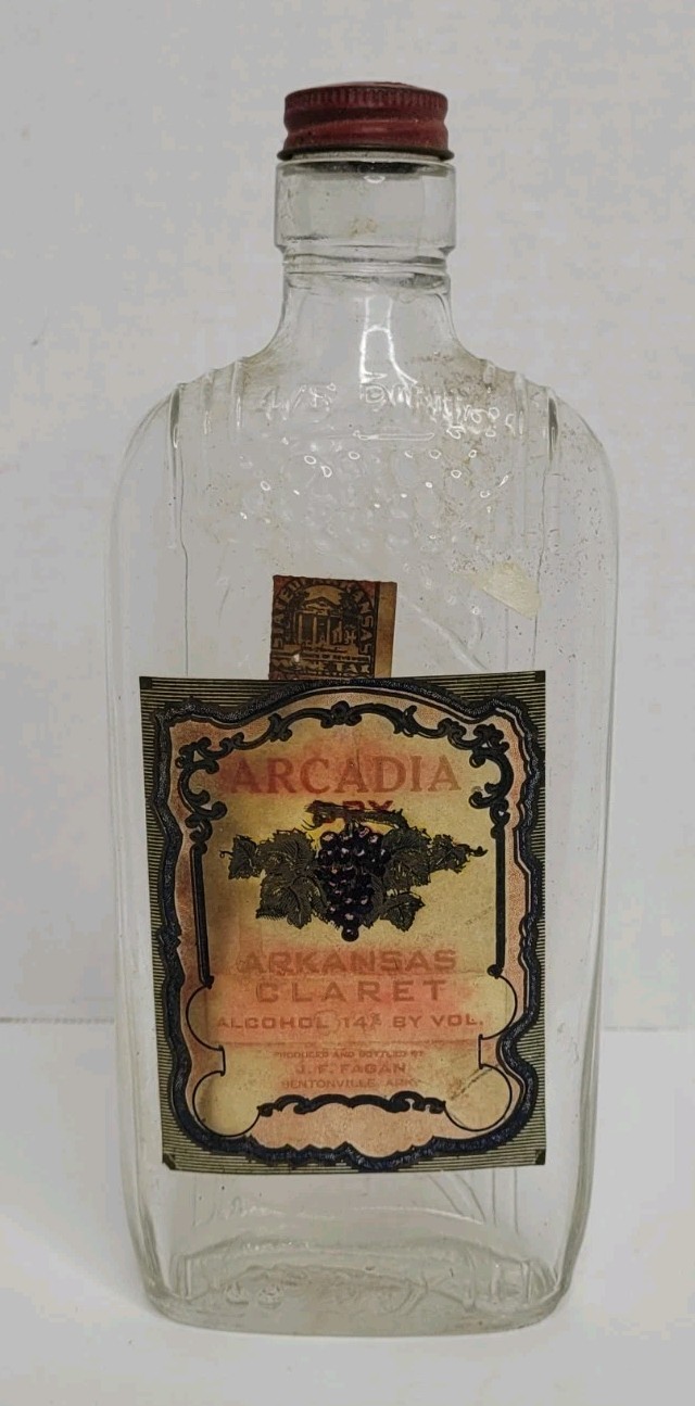 Vintage Arkansas Claret Wine Bottle Arcadia J.F. Fagan Bentonville AR Collector Vintage Arkansas Claret Wine Bottle Arcadia J.F. Fagan Bentonville AR Collector