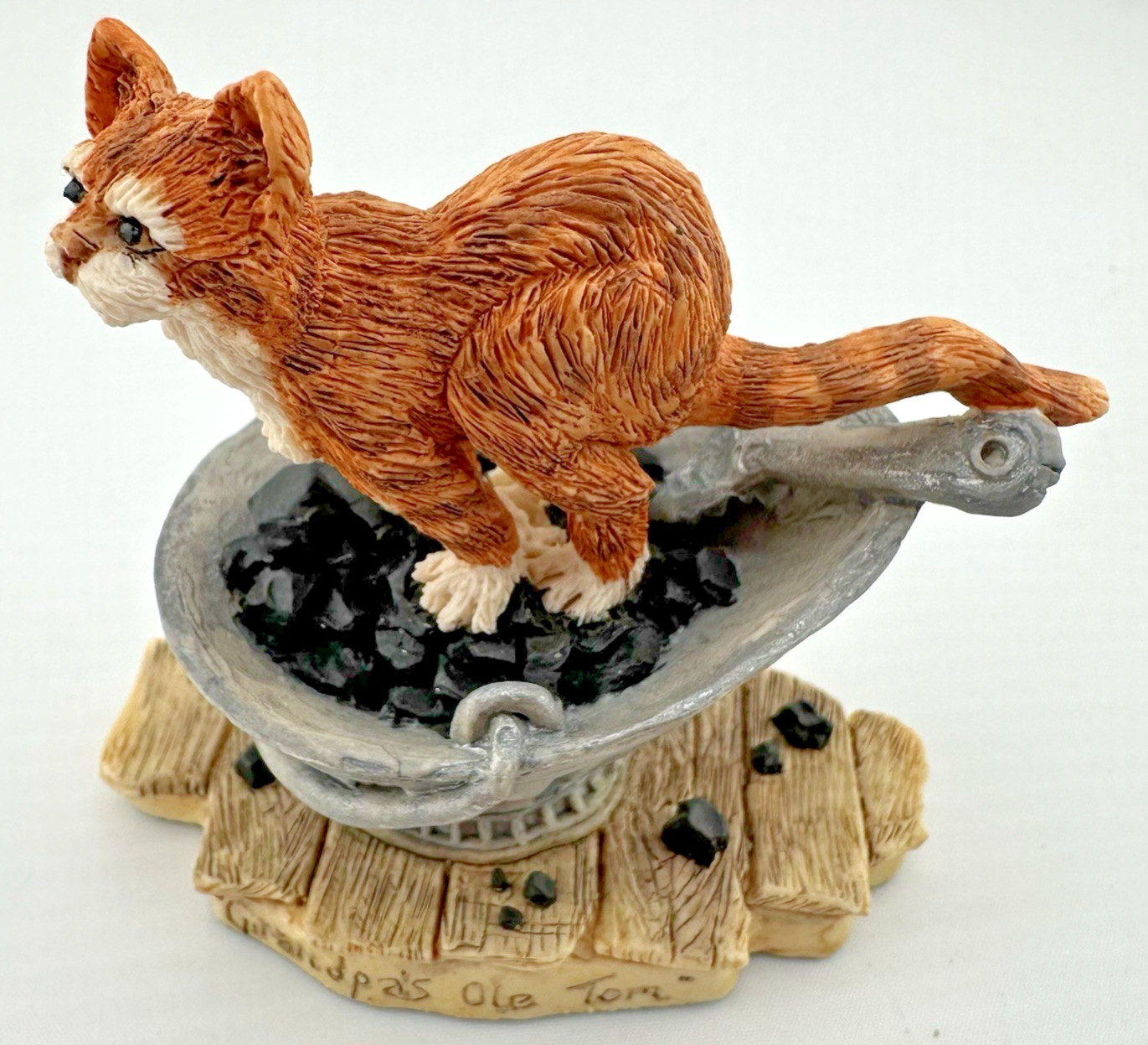 Lowell Davis Grandpas Old Tom Cat Coal Scuttle Figurine Country Decor Vintage Lowell Davis Grandpas Old Tom Cat Coal Scuttle Figurine Country Decor Vintage