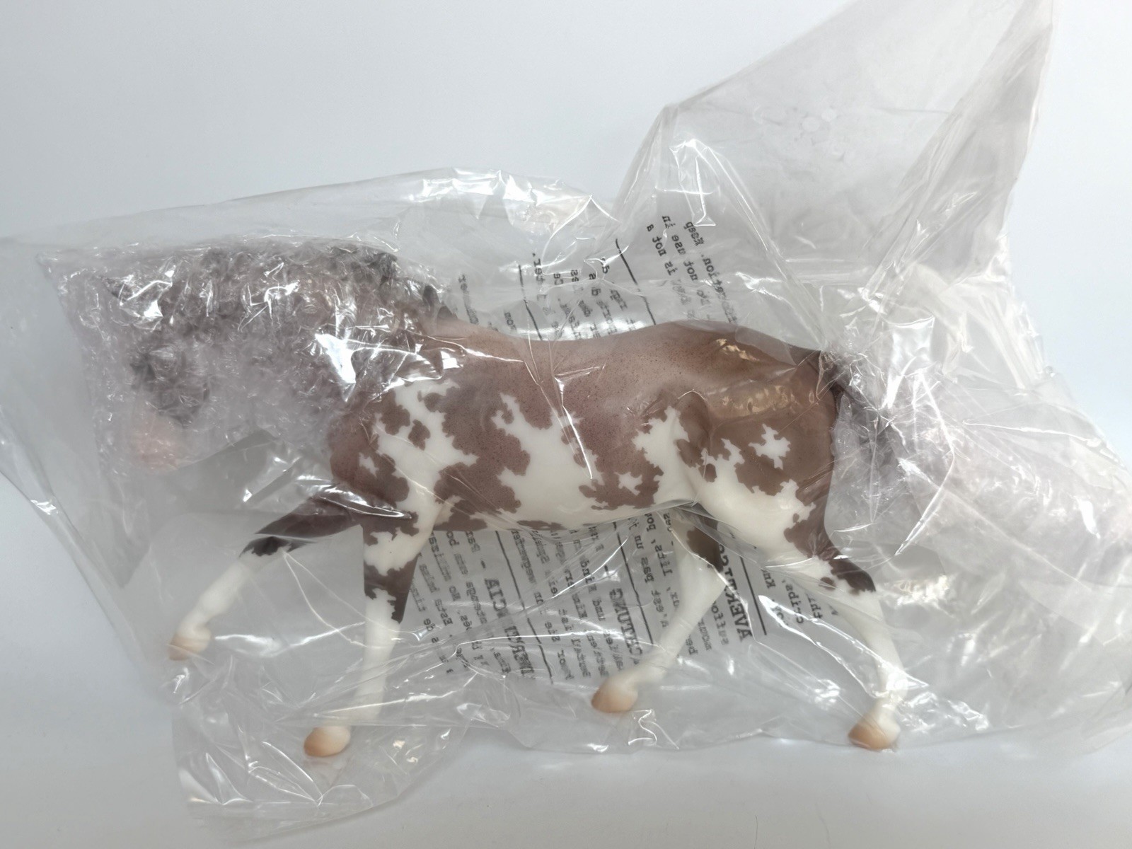 Breyer 2021 Breyerfest SEVEN ARTS SURPRISE Bay Maximal Sabino Matte Dundee NEW Breyer 2021 Breyerfest SEVEN ARTS SURPRISE Bay Maximal Sabino Matte Dundee NEW