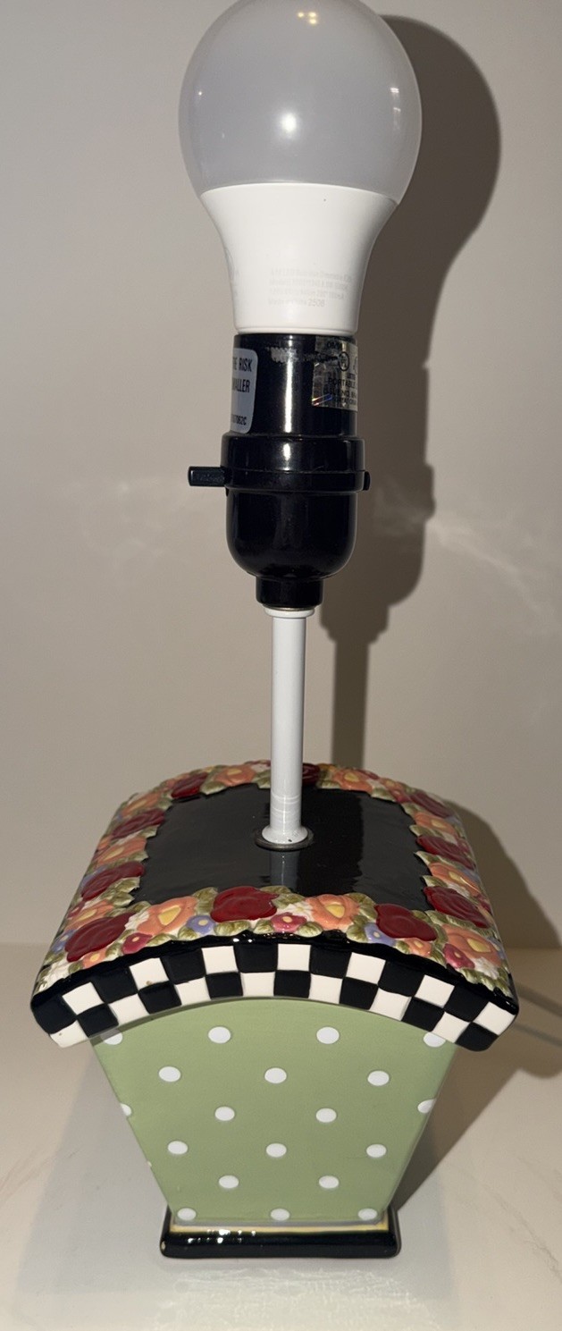 HTF MARY ENGELBREIT COTTAGE LAMP 1998 Black & White Checkered HTF MARY ENGELBREIT COTTAGE LAMP 1998 Black & White Checkered