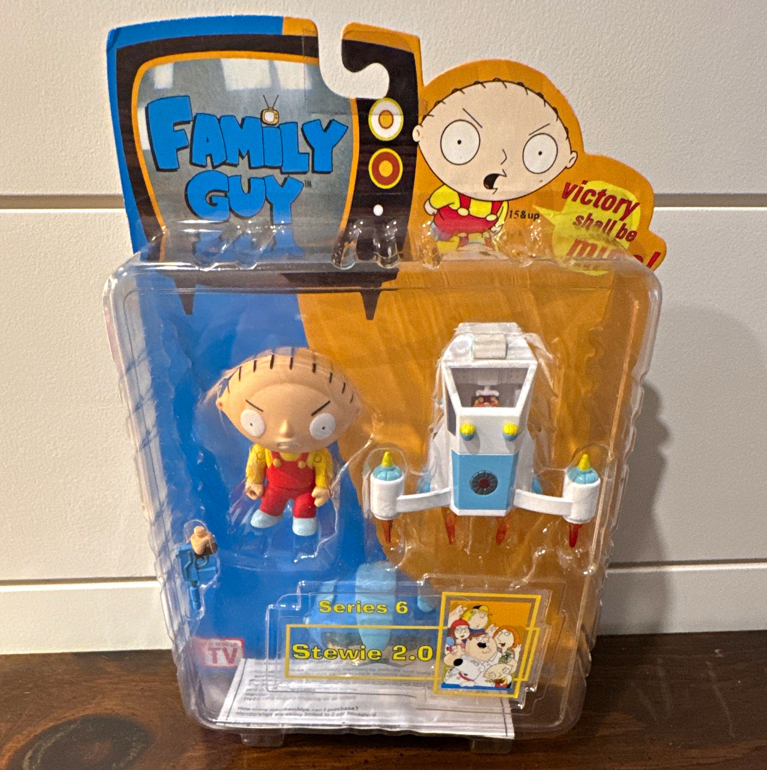 Mezco Family Guy Series 6 Stewie Griffin Stewie 2.0 Figure Boxed Unopened Mezco Family Guy Series 6 Stewie Griffin Stewie 2.0 Figure Boxed Unopened