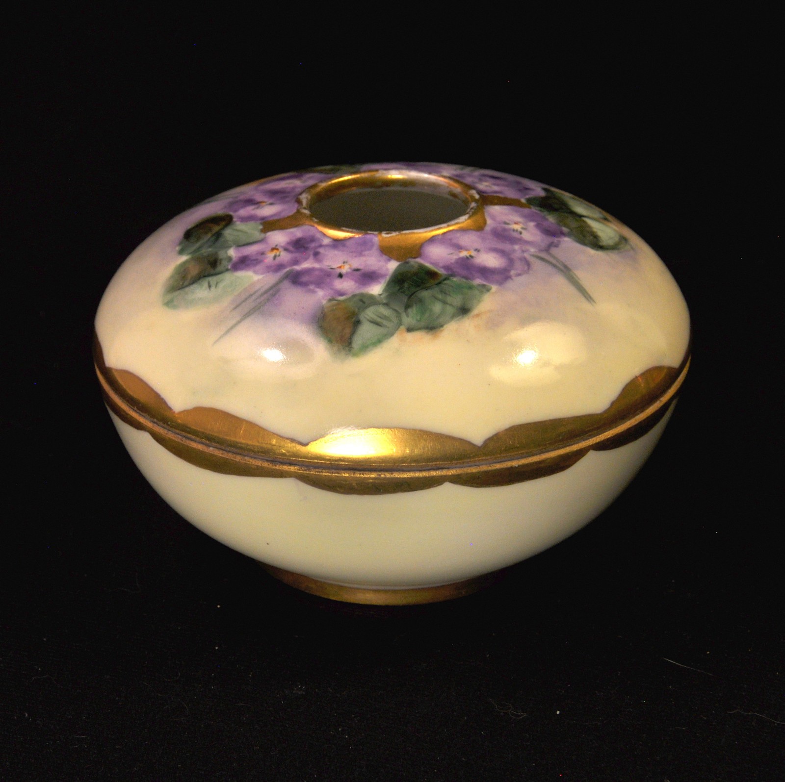 Limoges T&V Hair Receiver Purple Violets w/Gold Artist P.F. Painted 1892-1907 Limoges T&V Hair Receiver Purple Violets w/Gold Artist P.F. Painted 1892-1907