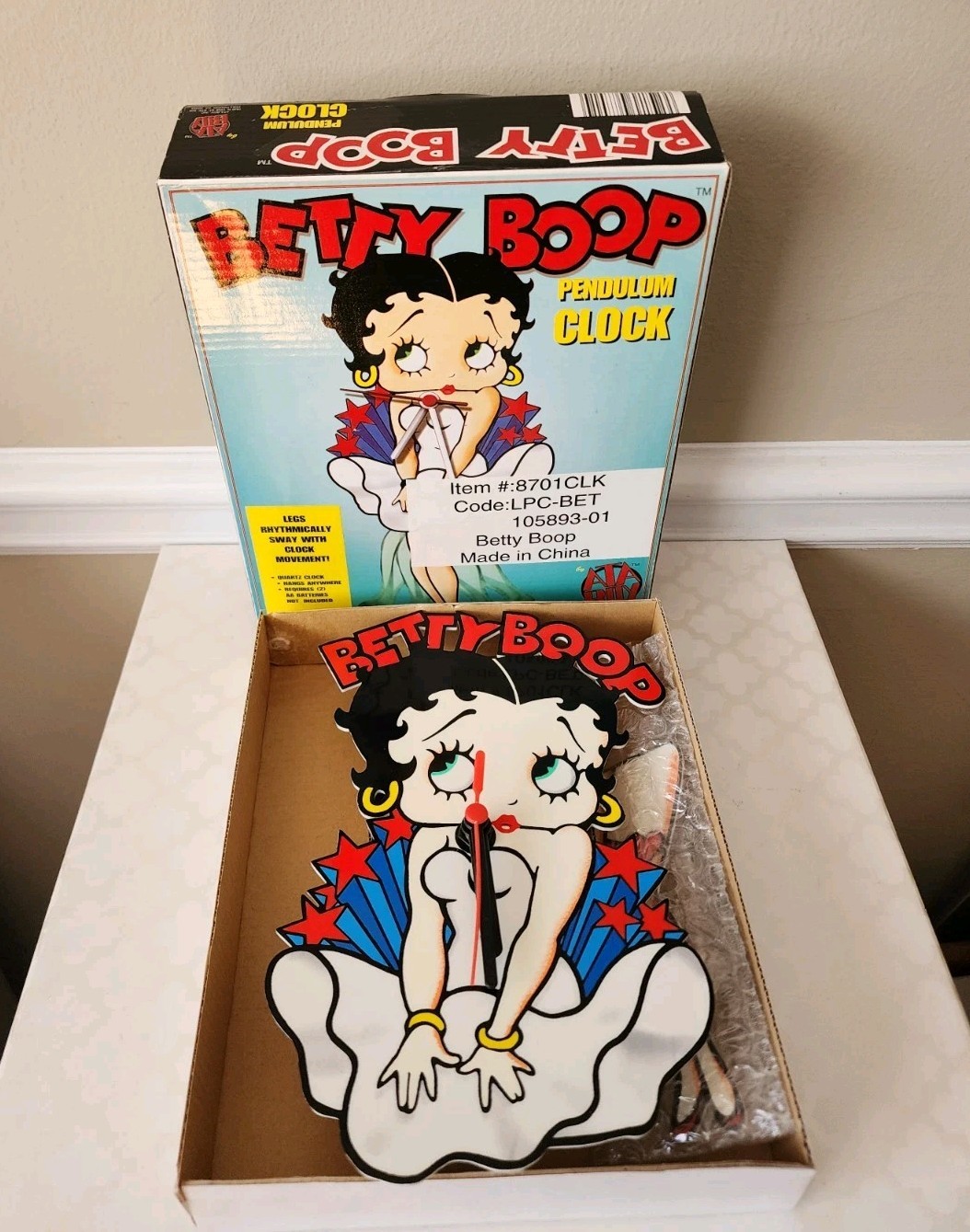 ATA BOY Brand Betty Boop Pendulum Clock Swinging Legs Vintage Works w/ Box ATA BOY Brand Betty Boop Pendulum Clock Swinging Legs Vintage Works w/ Box