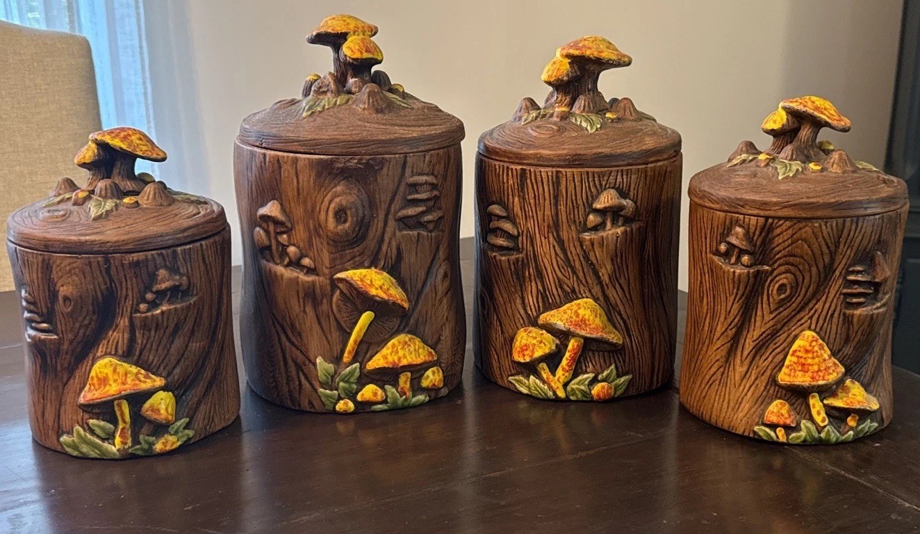 Vtg Treasure Craft Mushroom Tree Stump Toadstool Jar Canister Storage USA Set -4