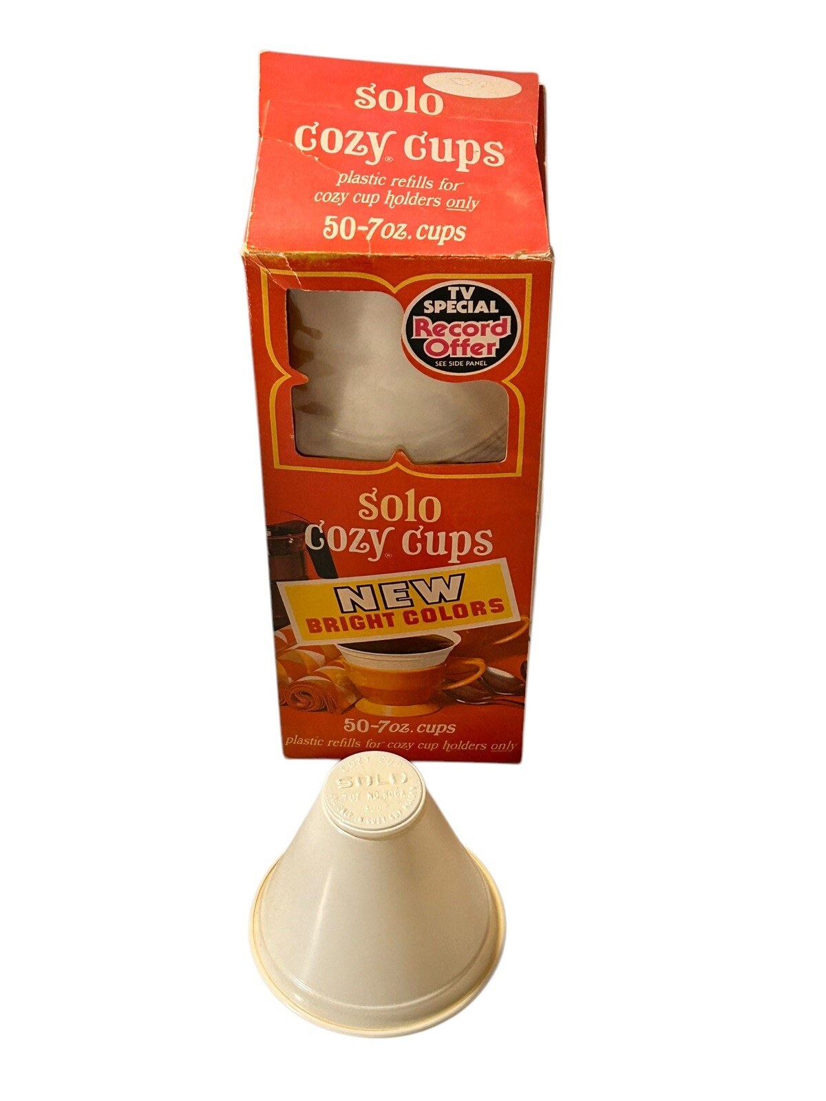 Vintage Solo Cozy Cup Refills Box 50 7 Oz Red Retro Box *READ* Vintage Solo Cozy Cup Refills Box 50 7 Oz Red Retro Box *READ*