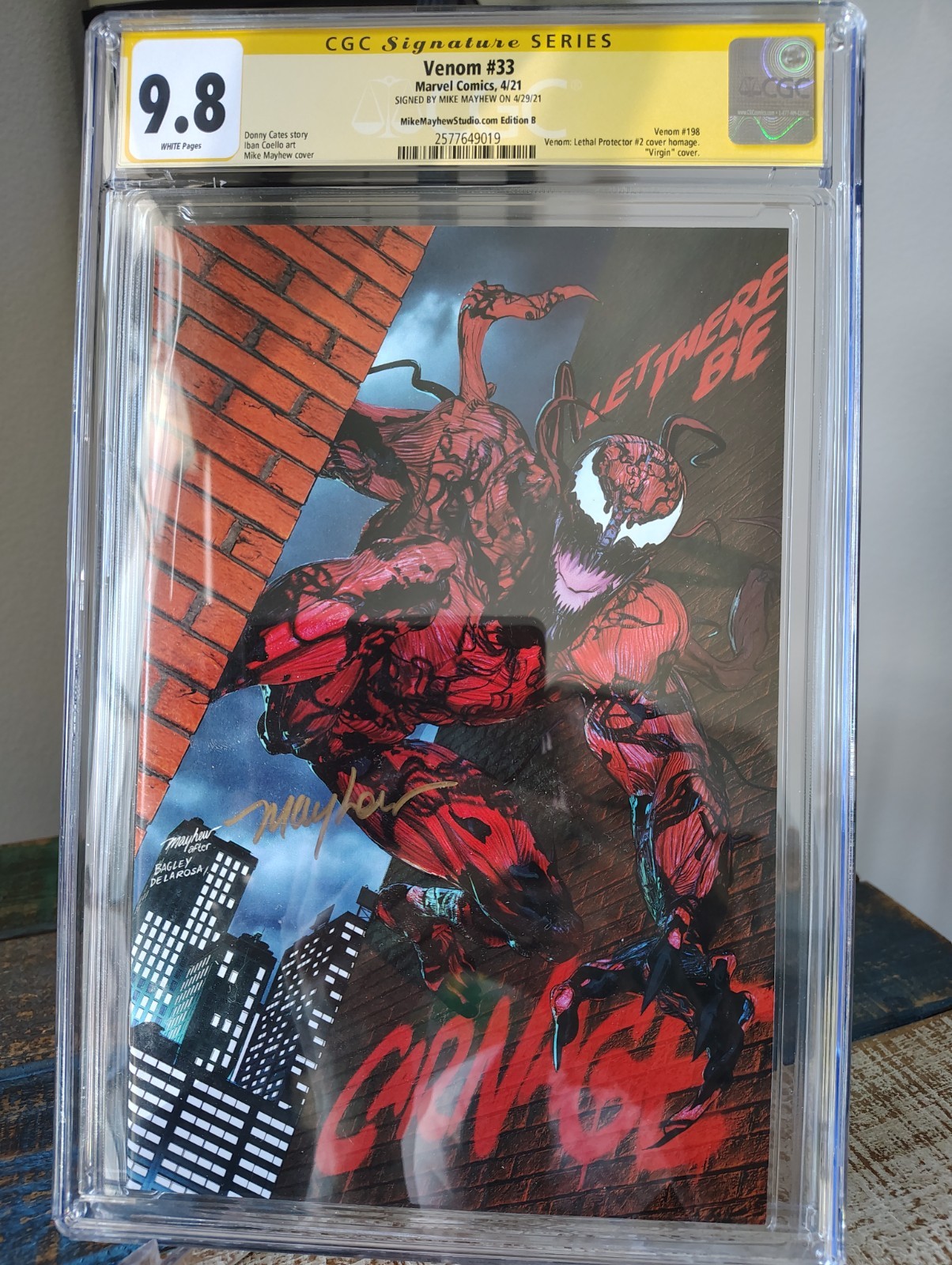 Venom #33 CGC 9.8 SS Mike Mayhew Carnage Virgin Lethal Protector Homage Signed Venom #33 CGC 9.8 SS Mike Mayhew Carnage Virgin Lethal Protector Homage Signed
