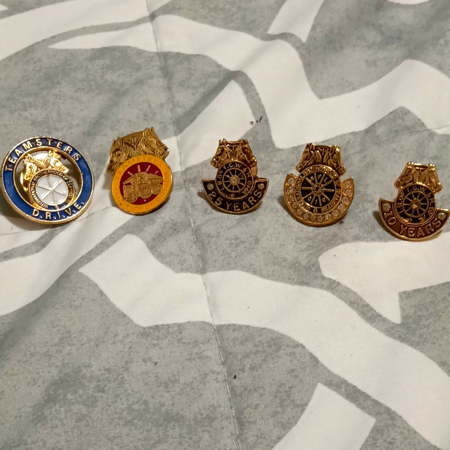 Lot of 5 Vintage Lapel/Pinback Pins Teamsters & U.S. Army Basic Training, 20Y Lot of 5 Vintage Lapel/Pinback Pins Teamsters & U.S. Army Basic Training, 20Y
