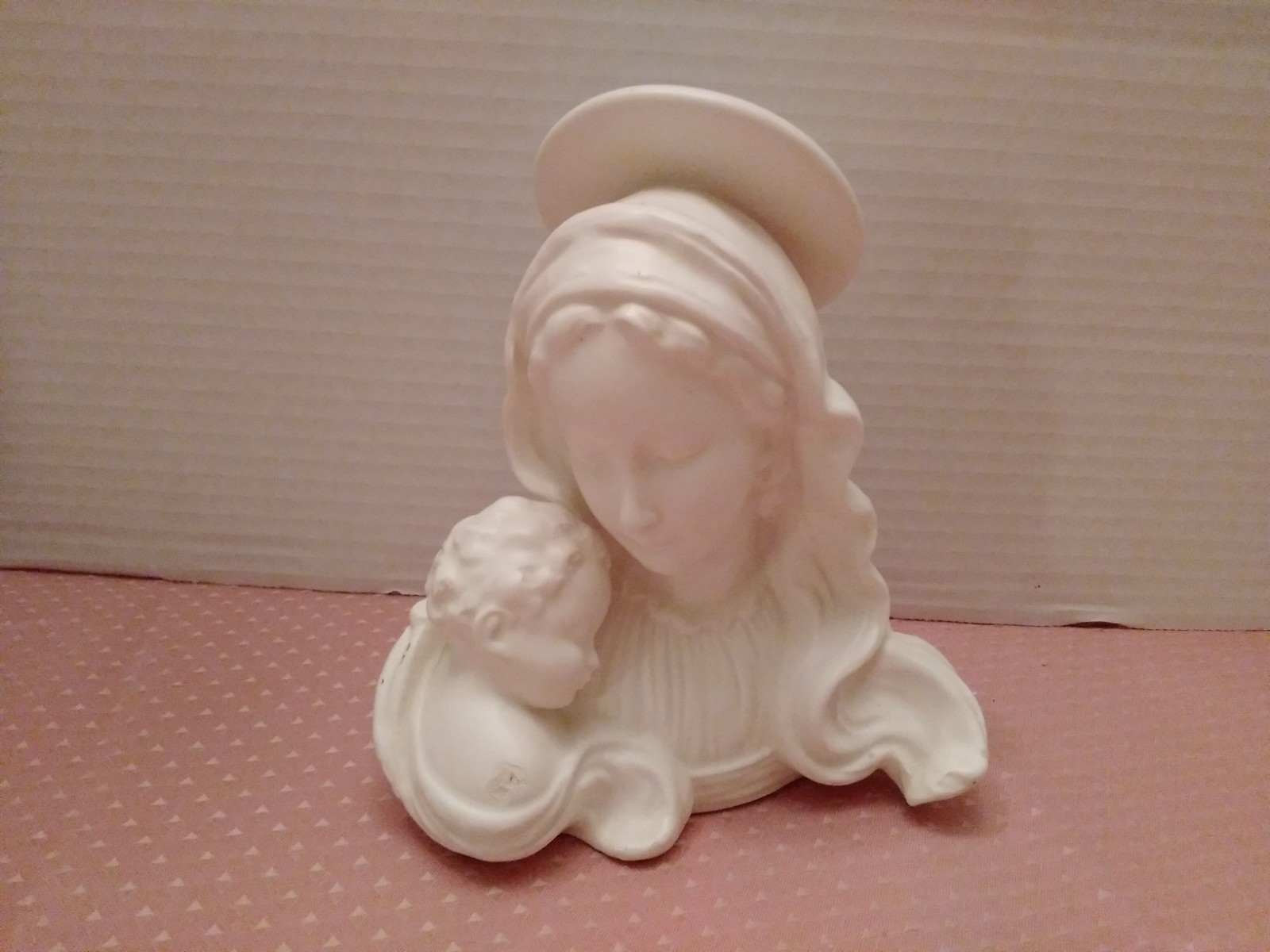 Vintage Madonna & Child Mary Baby Jesus Bisque Figurine Italy 100 of 444 Vintage Madonna & Child Mary Baby Jesus Bisque Figurine Italy 100 of 444