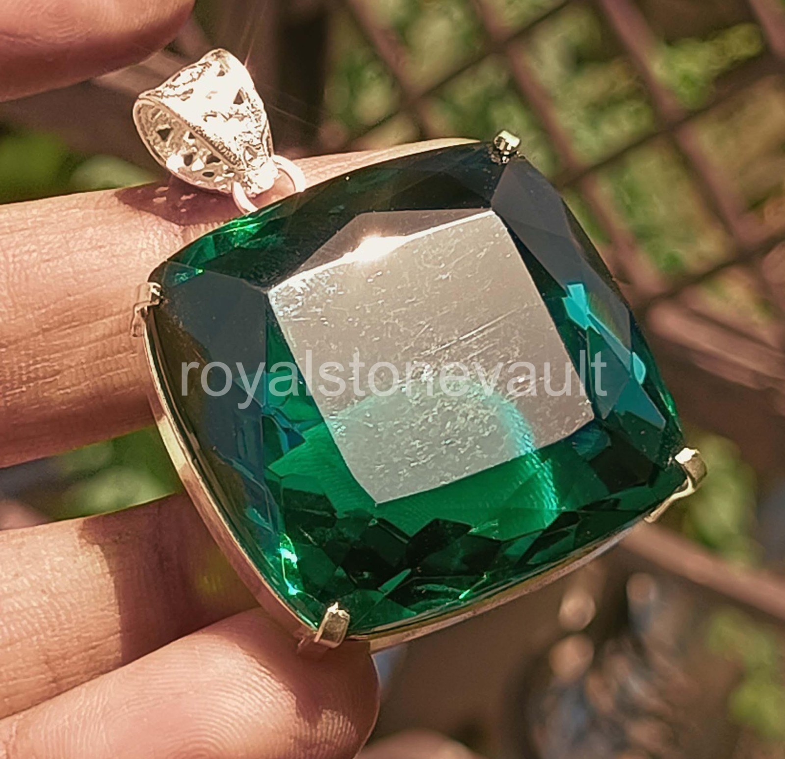 120 Ct Natural Green Emerald Cushion Shape 925 Silver Pendant IGL Loose Gem 6JDA 120 Ct Natural Green Emerald Cushion Shape 925 Silver Pendant IGL Loose Gem 6JDA