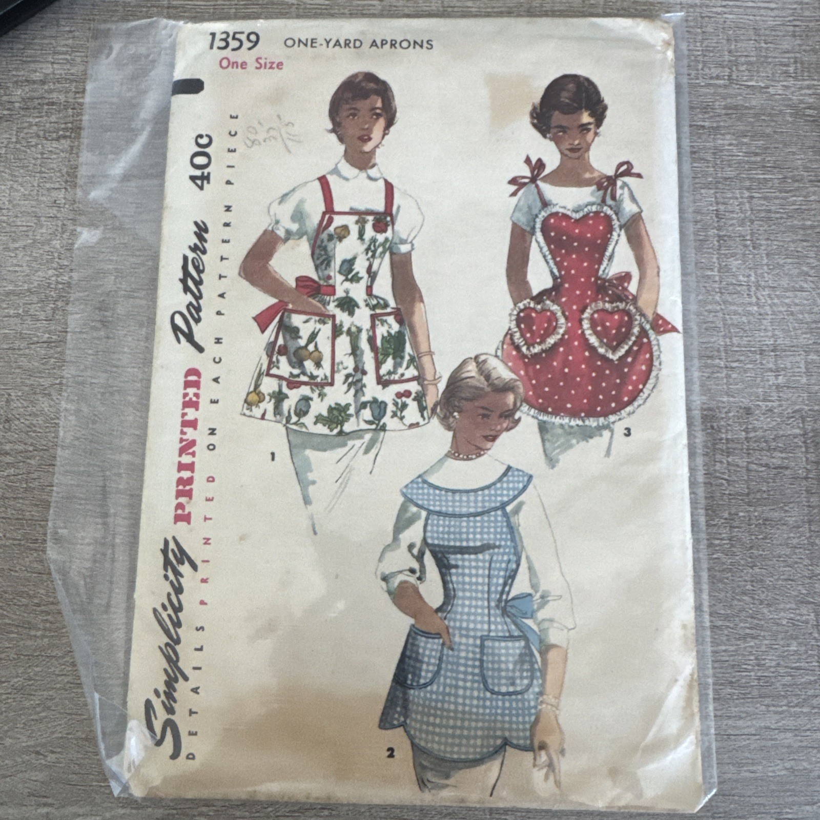 Vintage Simplicity Women's One Yard Apron Sewing Pattern One Size #1359 Uncut Vintage Simplicity Women's One Yard Apron Sewing Pattern One Size #1359 Uncut
